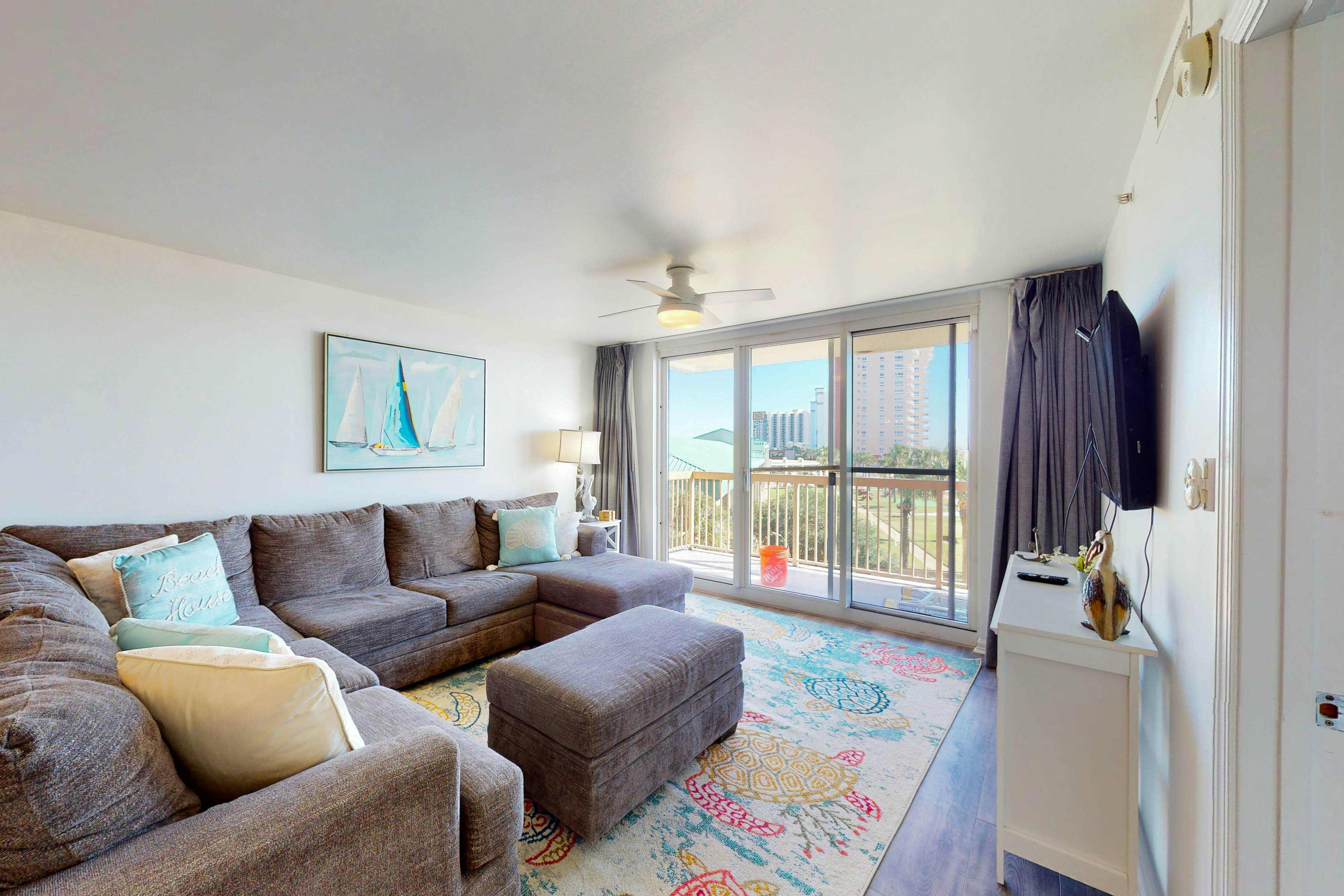 Pelican Beach Resort 316