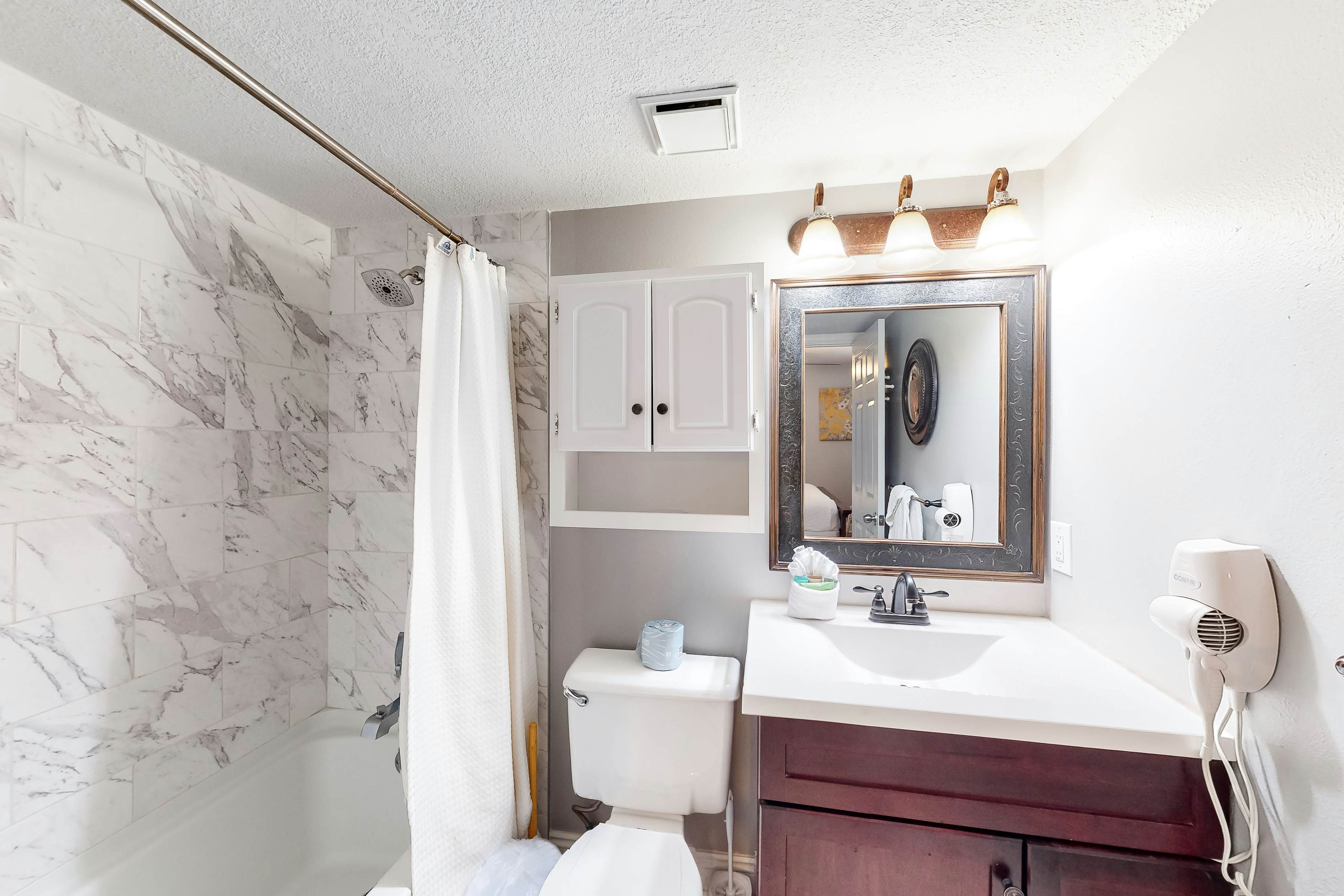 Pelican Beach Resort 305