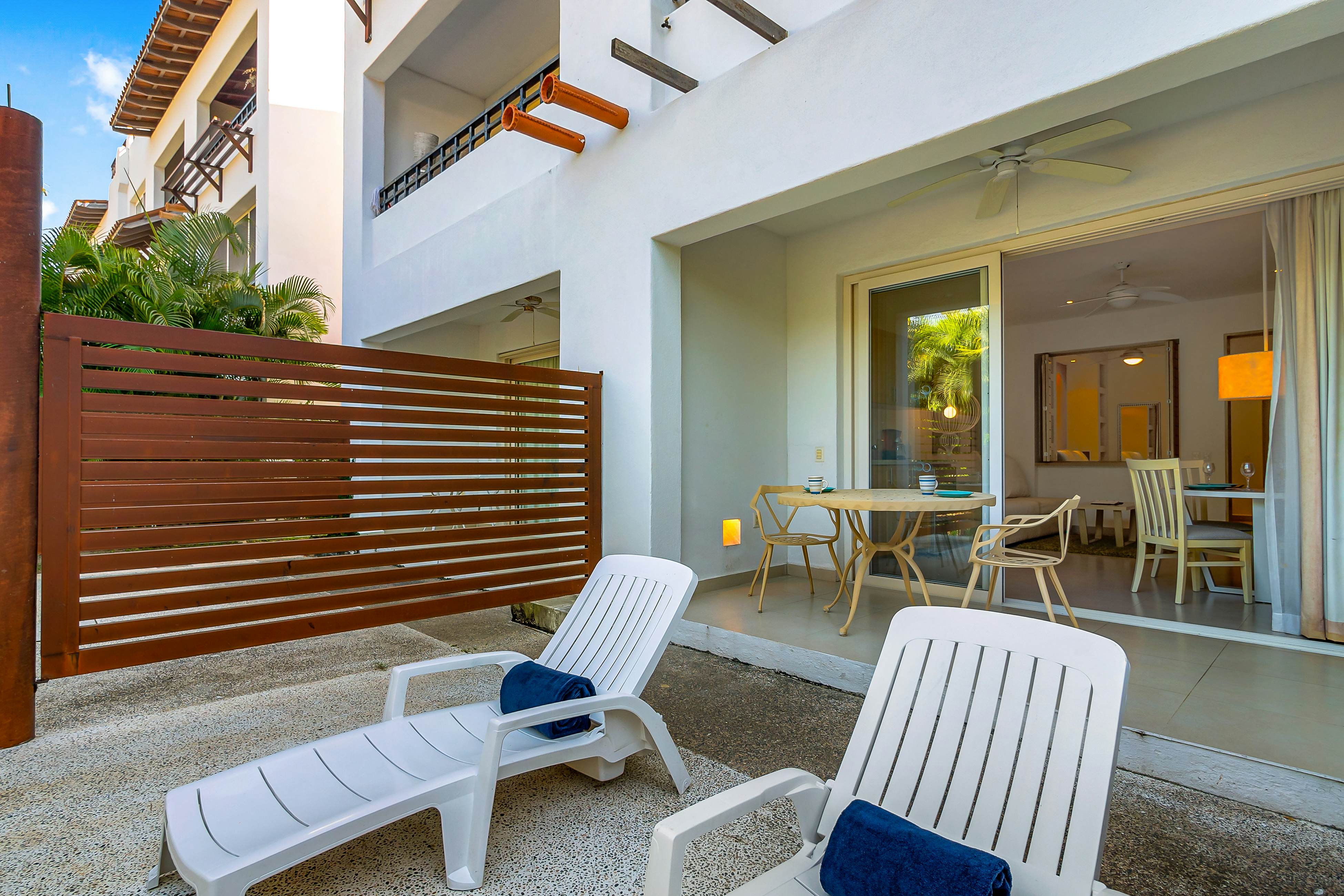 Condominios Taheima # 2110A