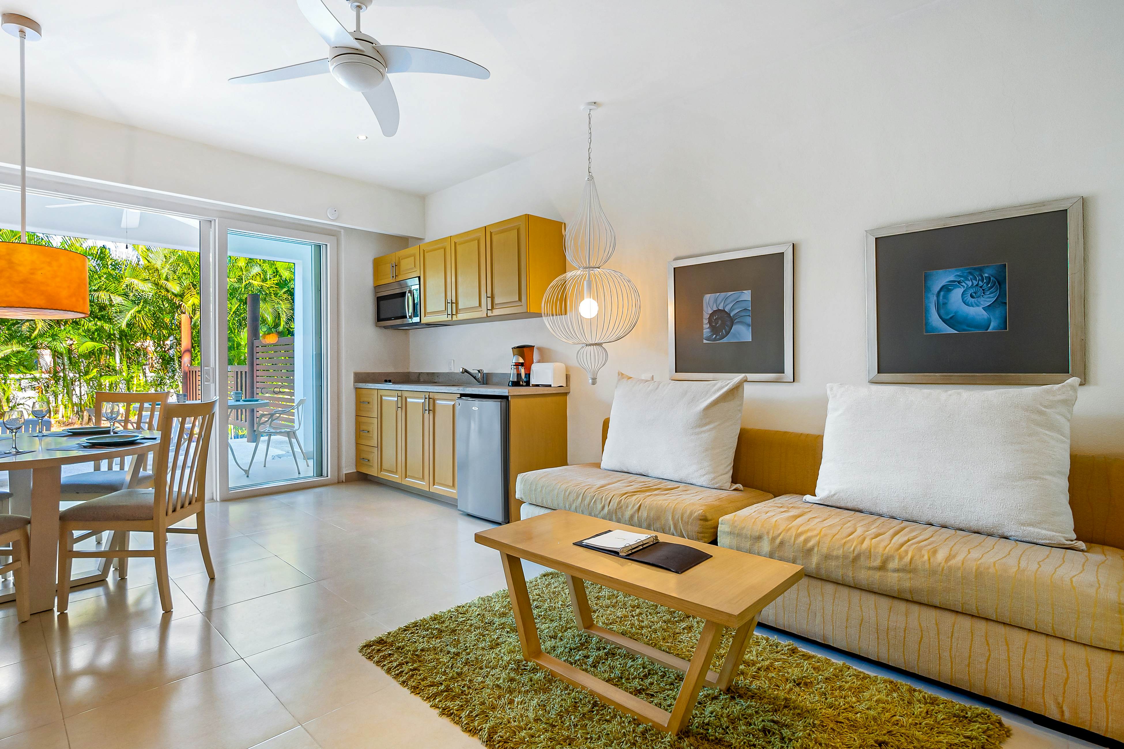 Condominios Taheima # 2110A