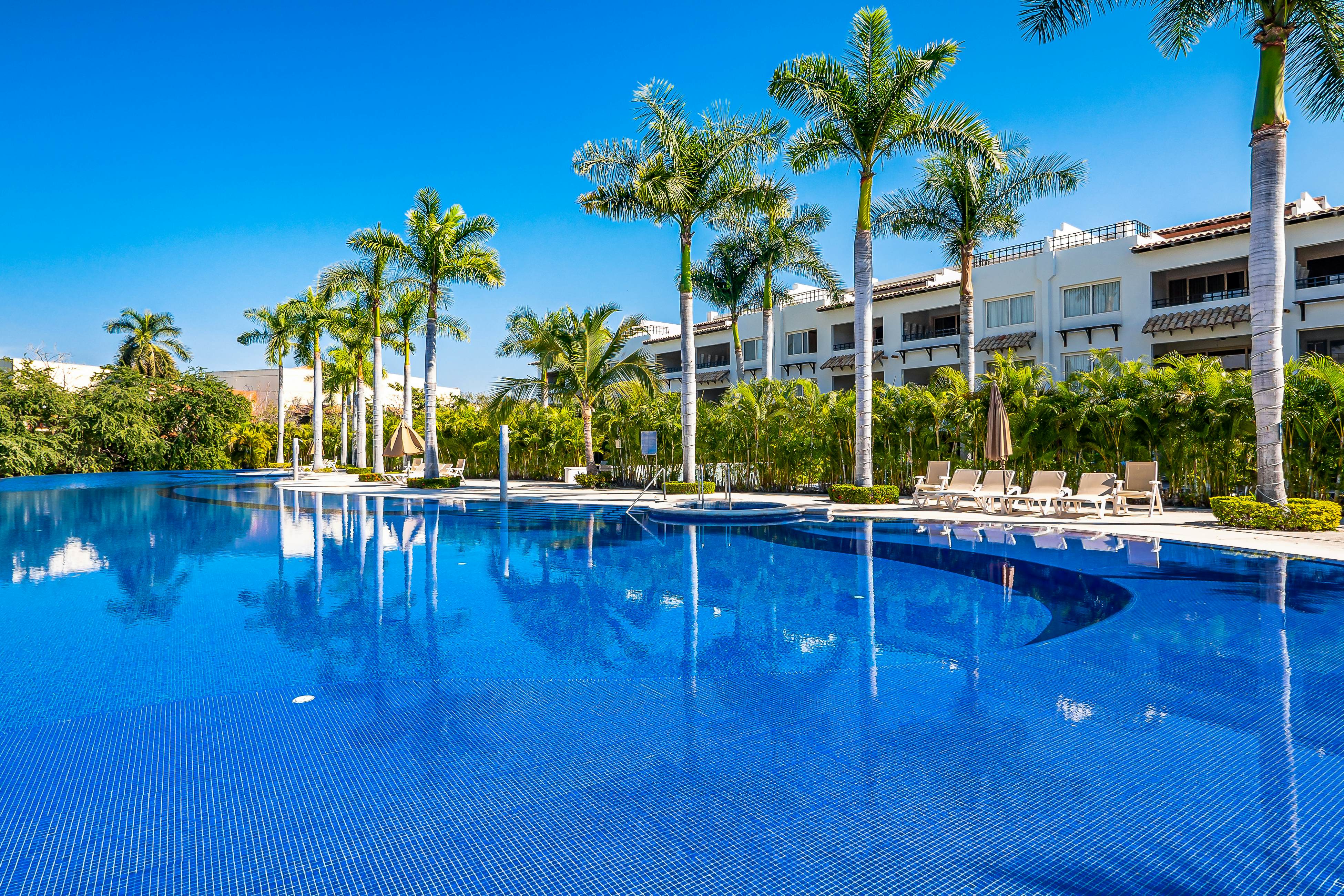 Condominios Taheima # 2110A