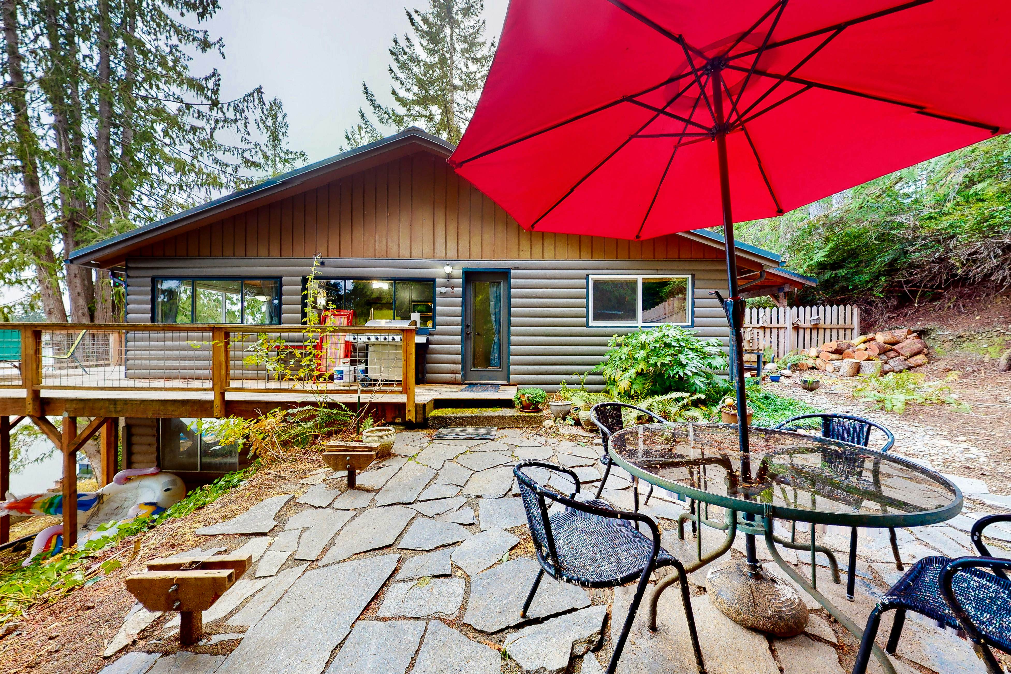 Benson Lake Rendezvous 2 BD Grapeview, WA Vacation Rental Vacasa