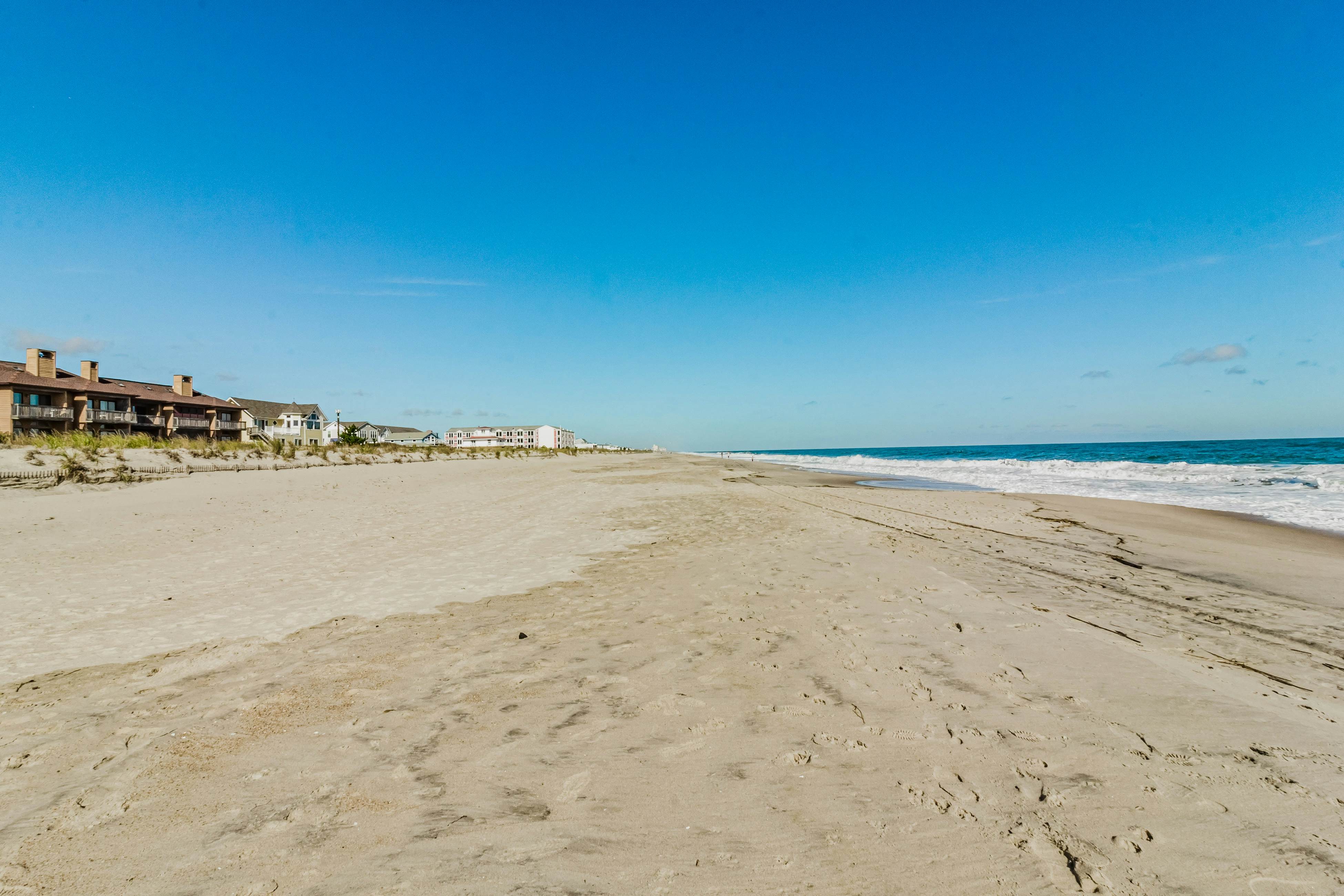 Dewey Villas - 24 Dickinson Ave, Unit #8B