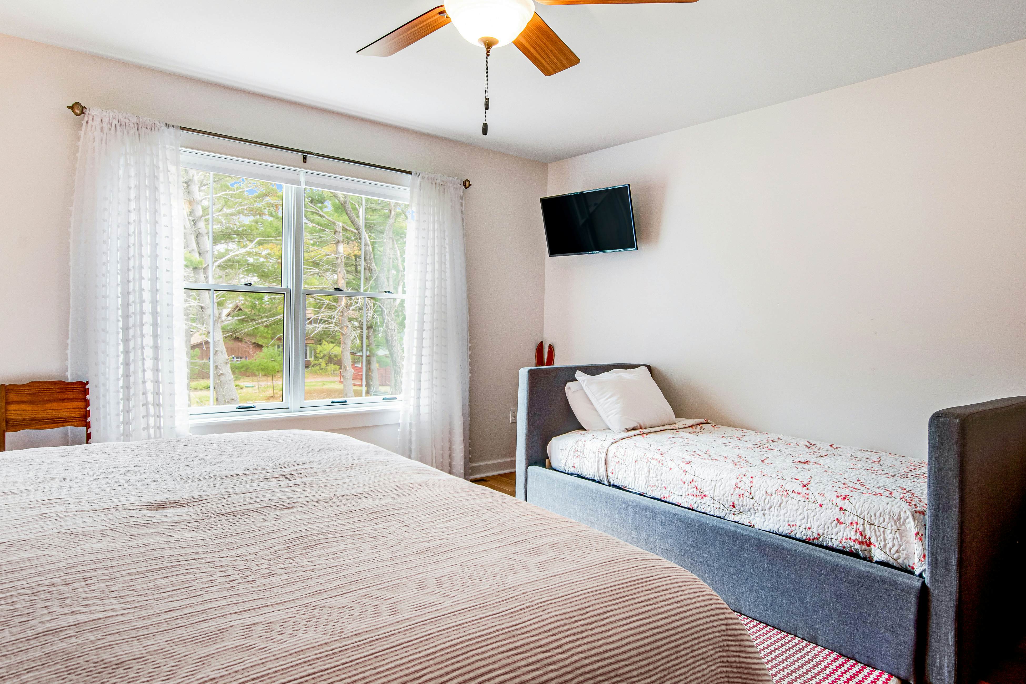 Summer Breeze & Endless Summer 