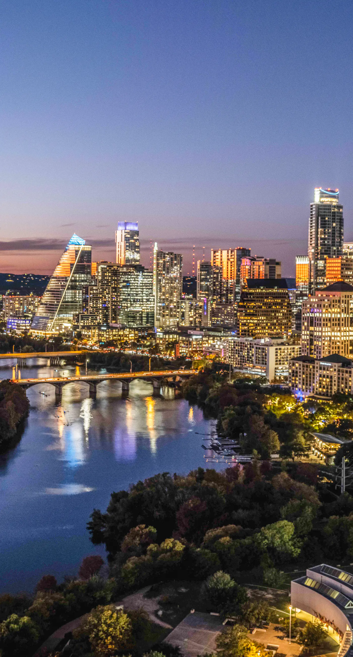 Natiivo Austin Holiday