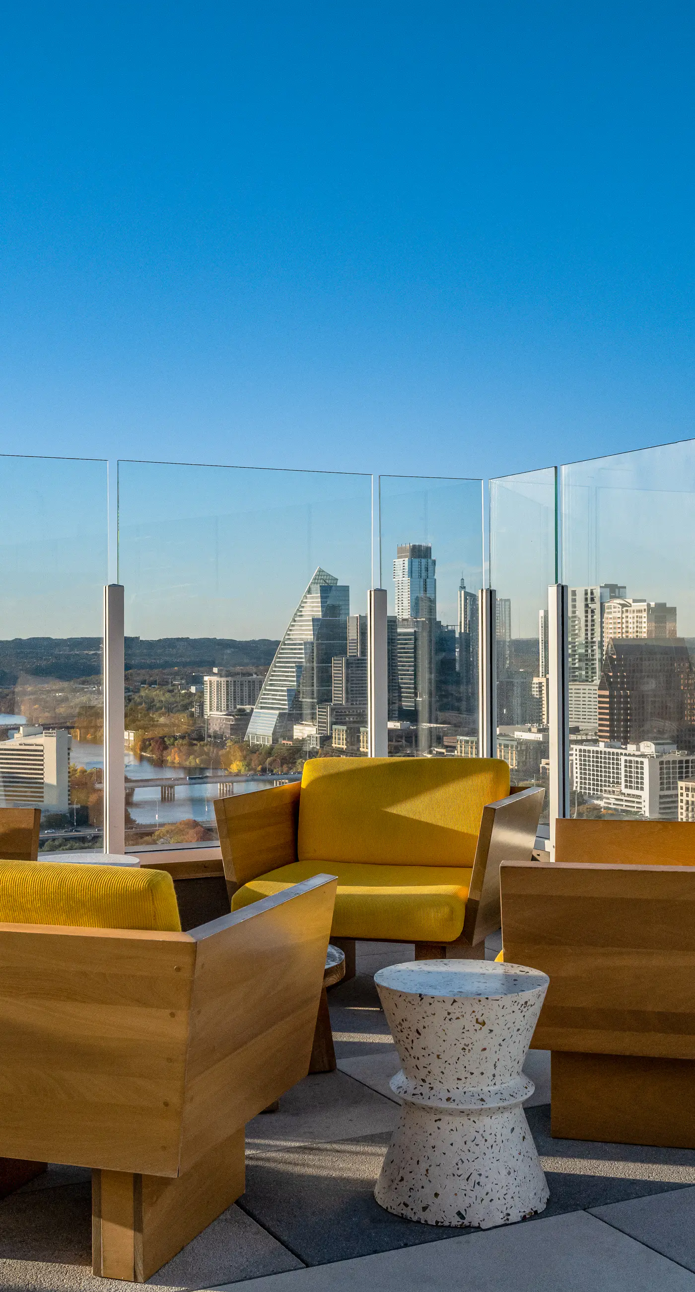 Natiivo Austin Holiday