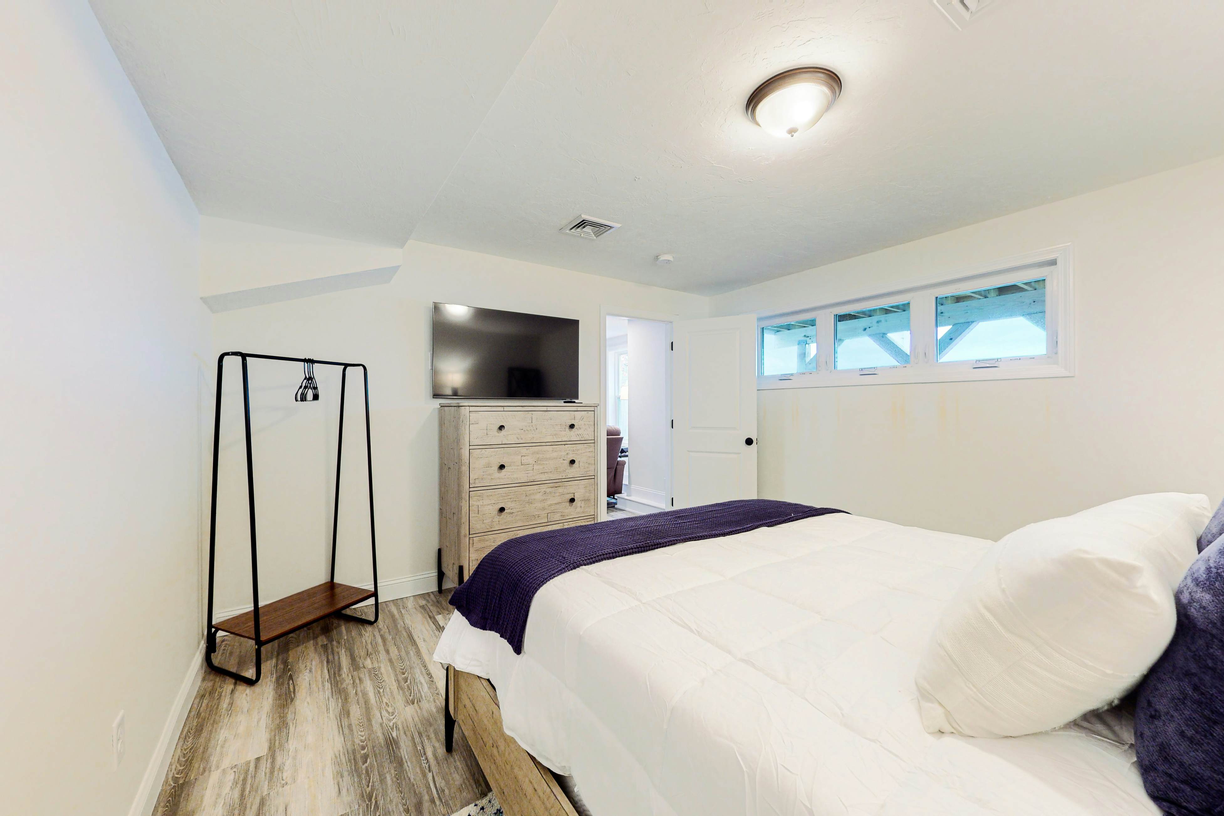 Navy Door Lake Escape