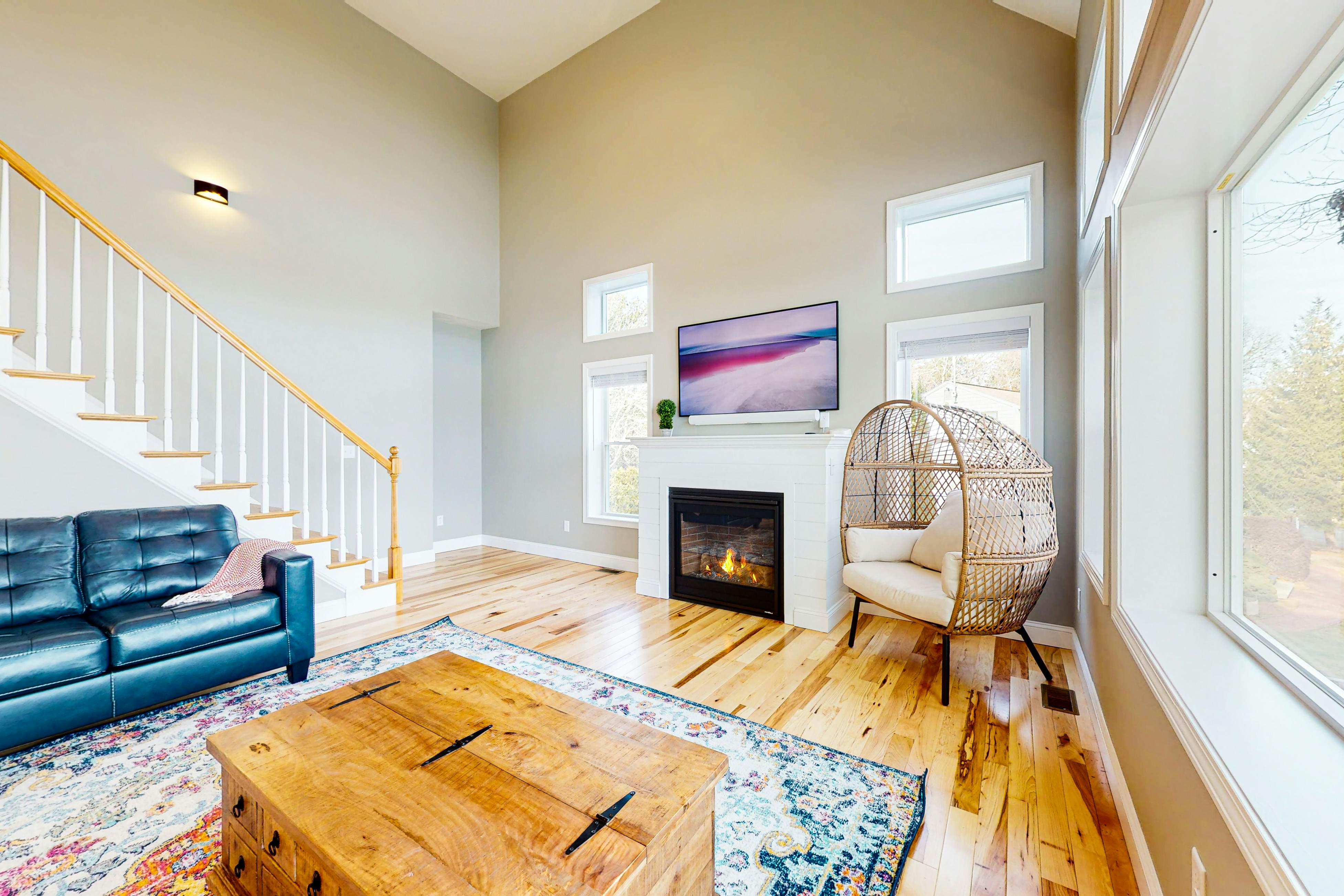 Navy Door Lake Escape