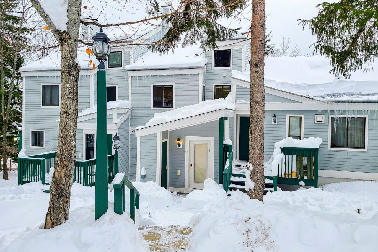 Okemo Trailside 5B 3 BD Ludlow, VT Vacation Rental Vacasa