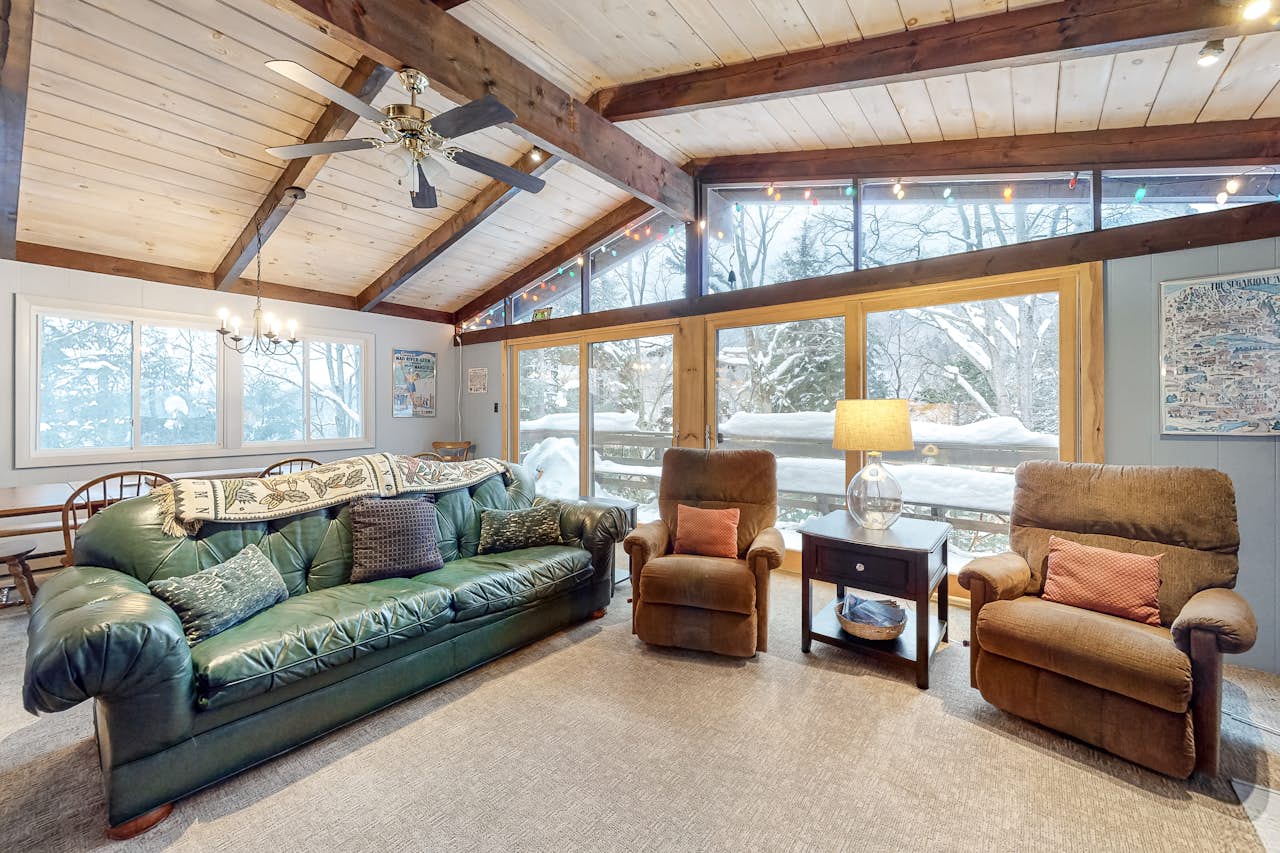 Hauck's Nest 4 BD Waitsfield, VT Vacation Rental Vacasa