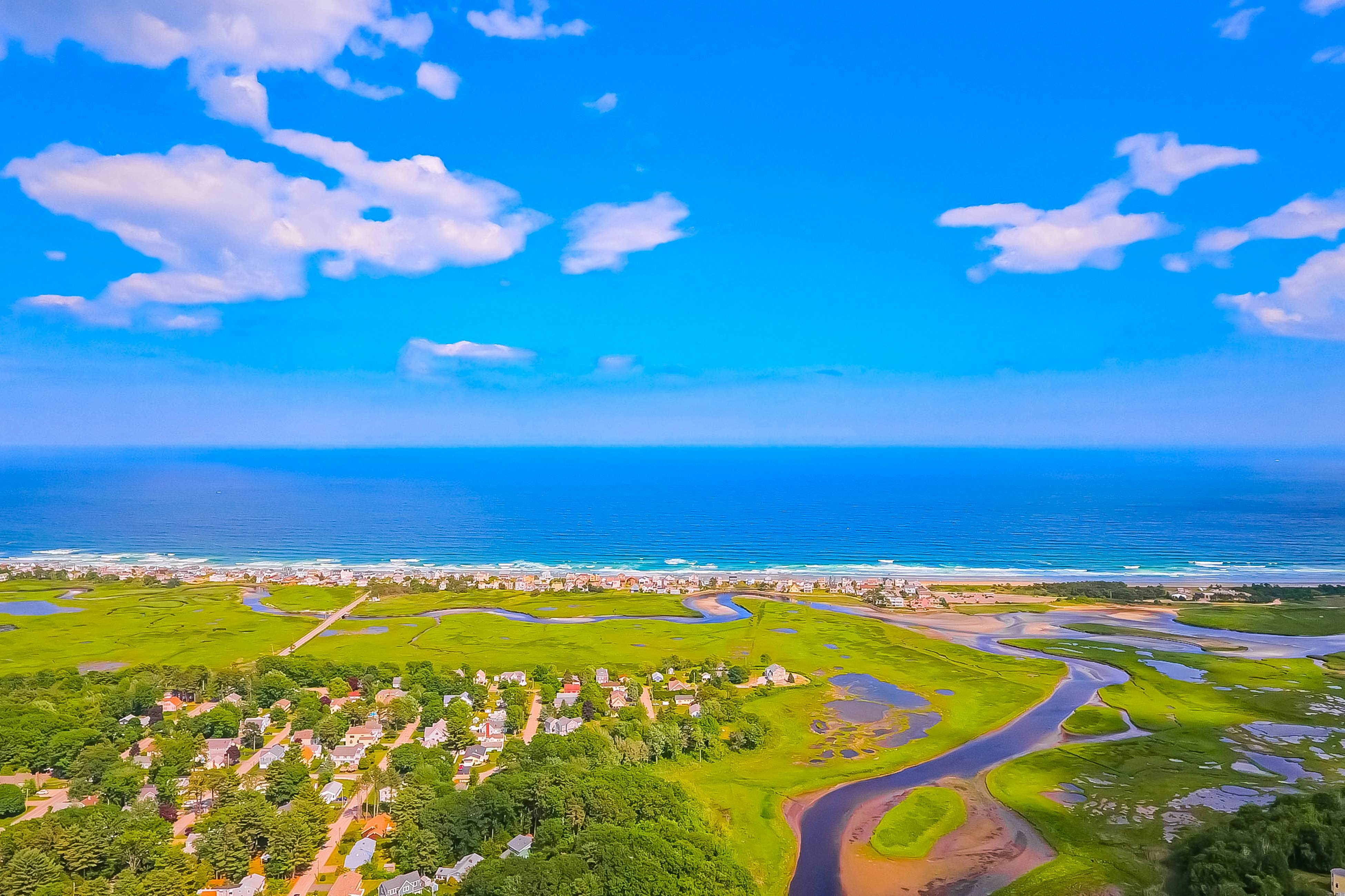 The Lighthouse Getaway -- Holiday House M19