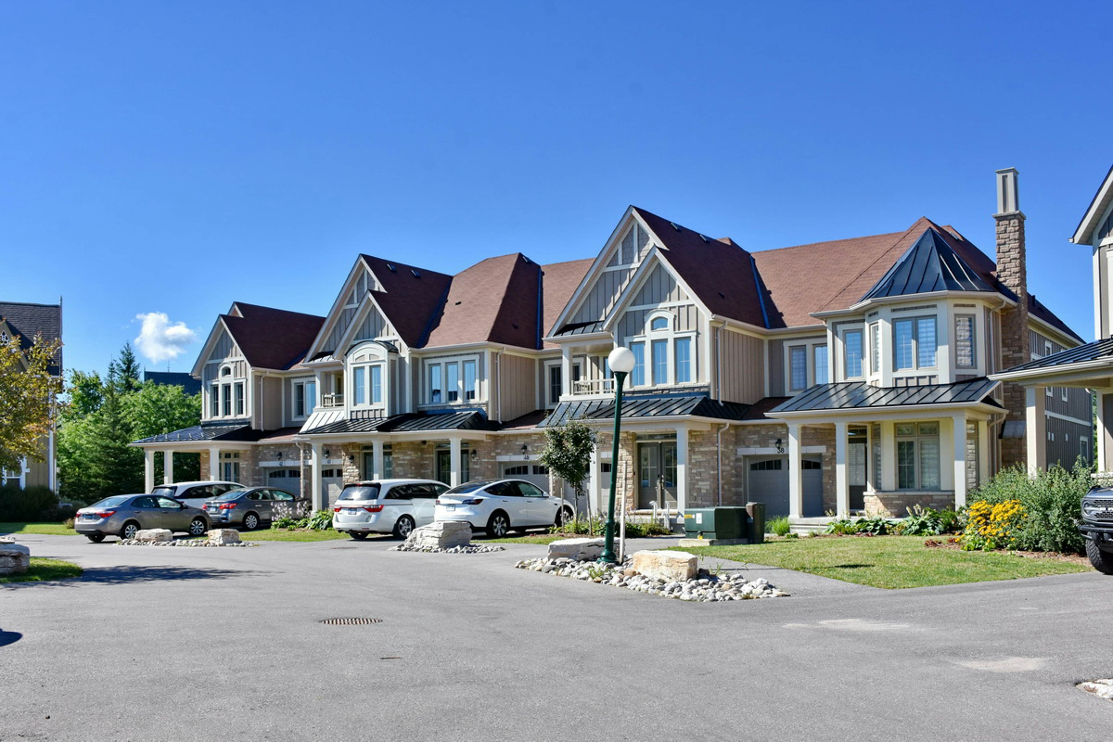 Condo 51 at Snowbridge