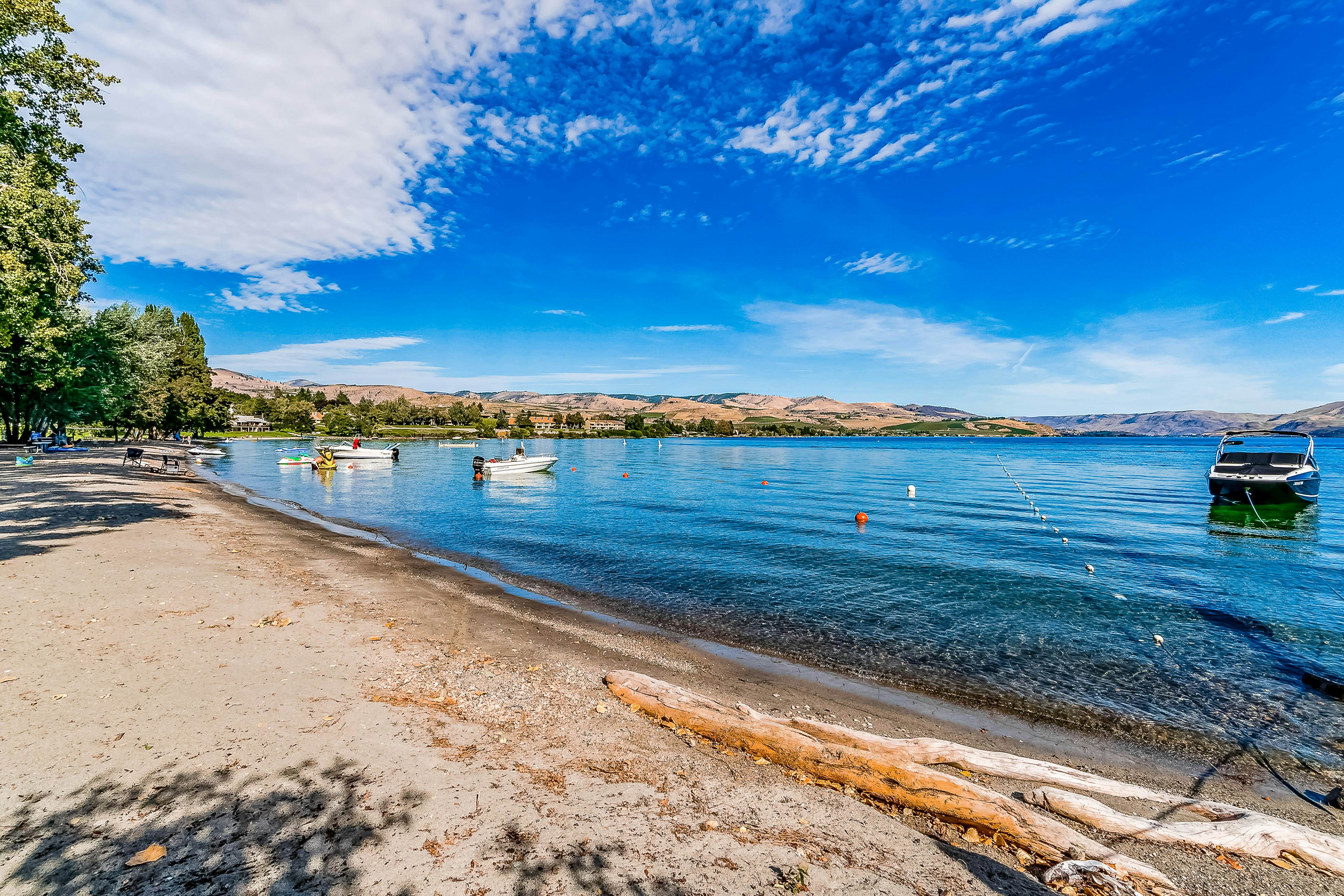 Lake Daze at Wapato Point