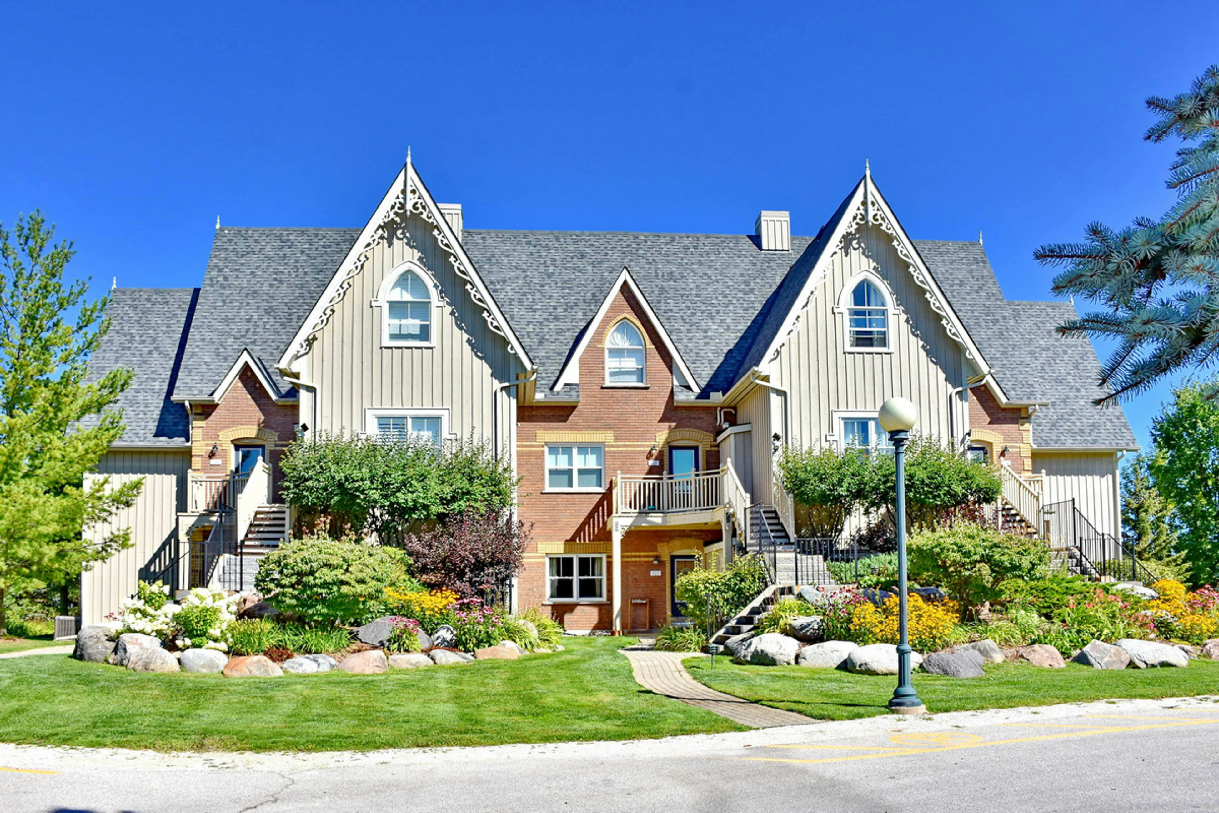 Condo 208 at Snowbridge