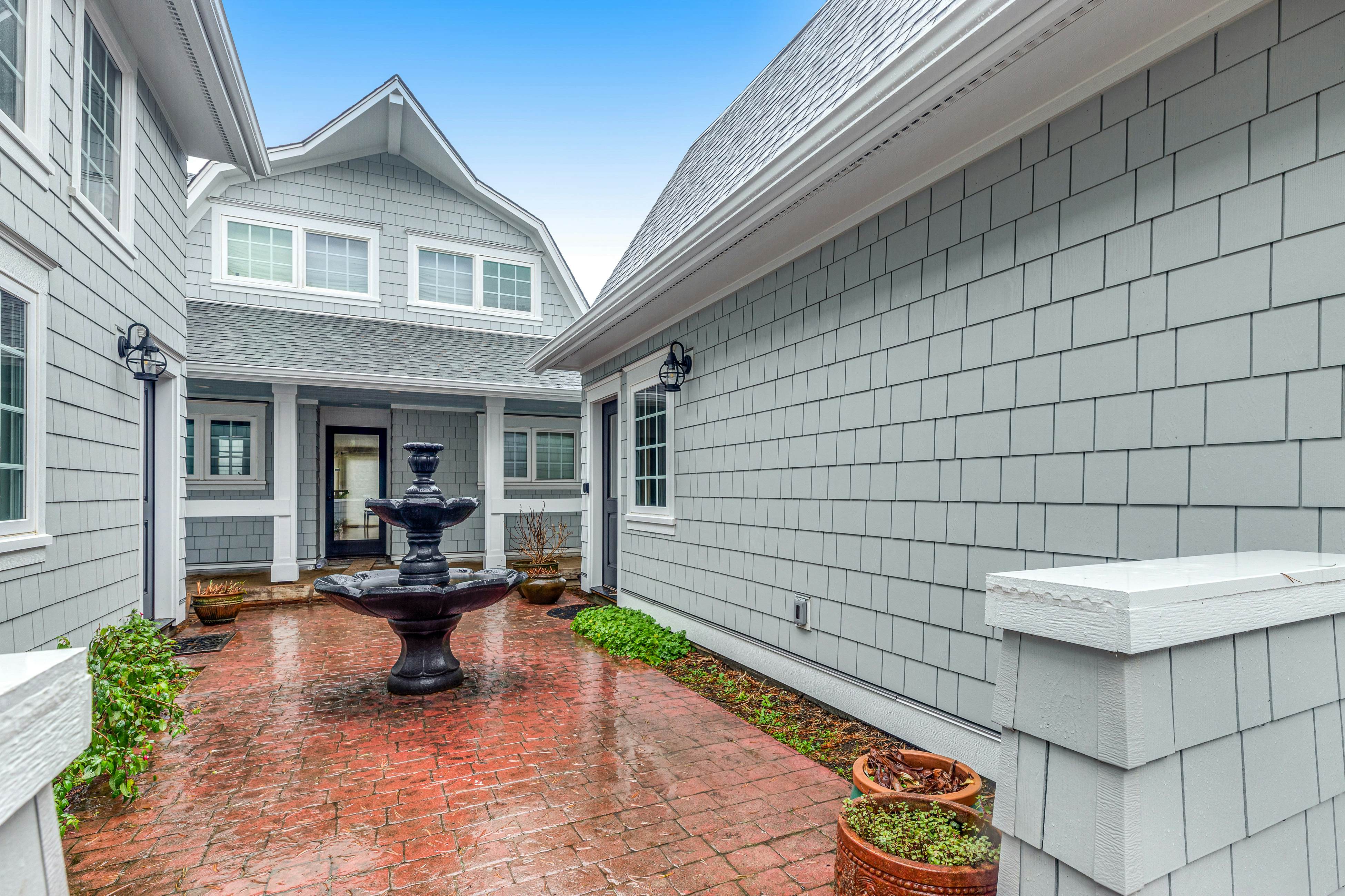 Ocean Delight 1 BD Warrenton, OR Vacation Rental Vacasa