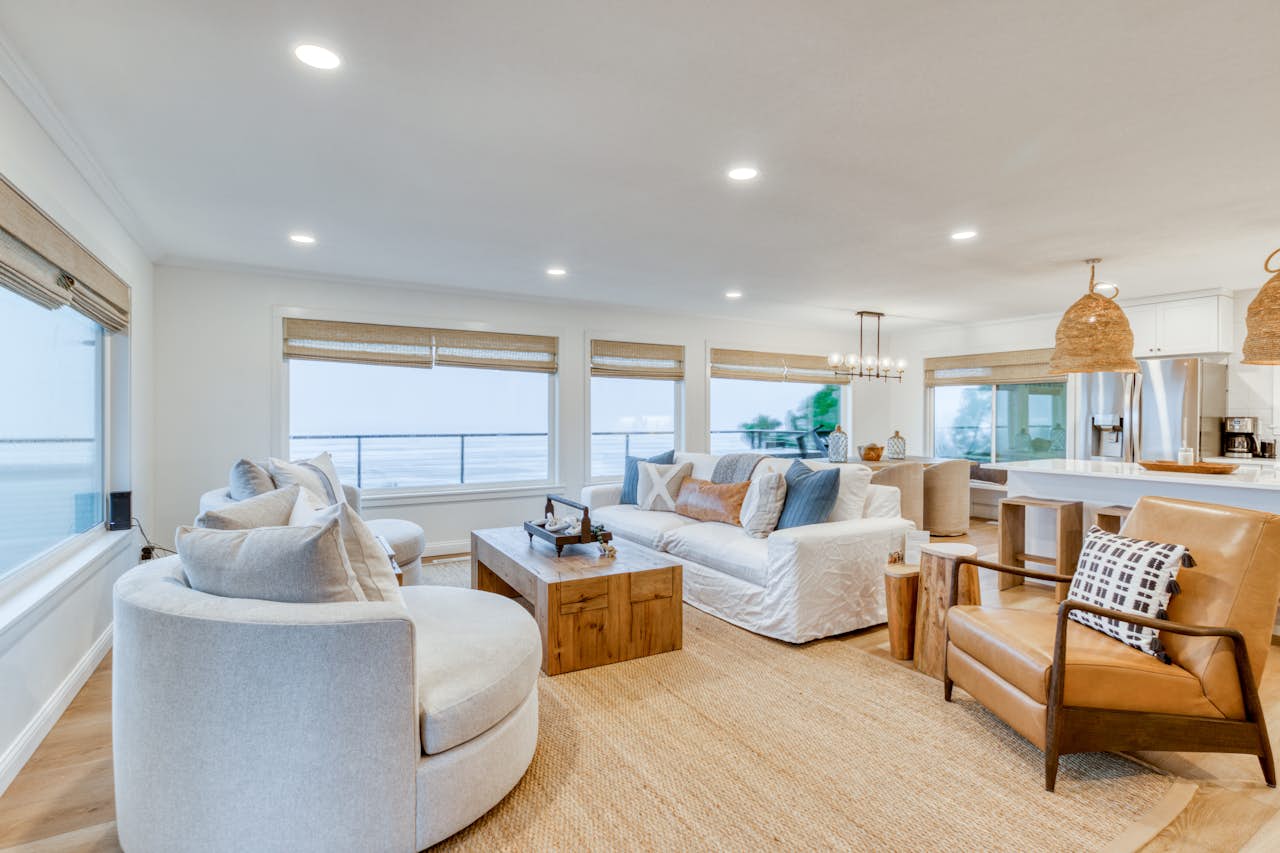 The Crew House 3 BD Tillamook, OR Vacation Rental Vacasa