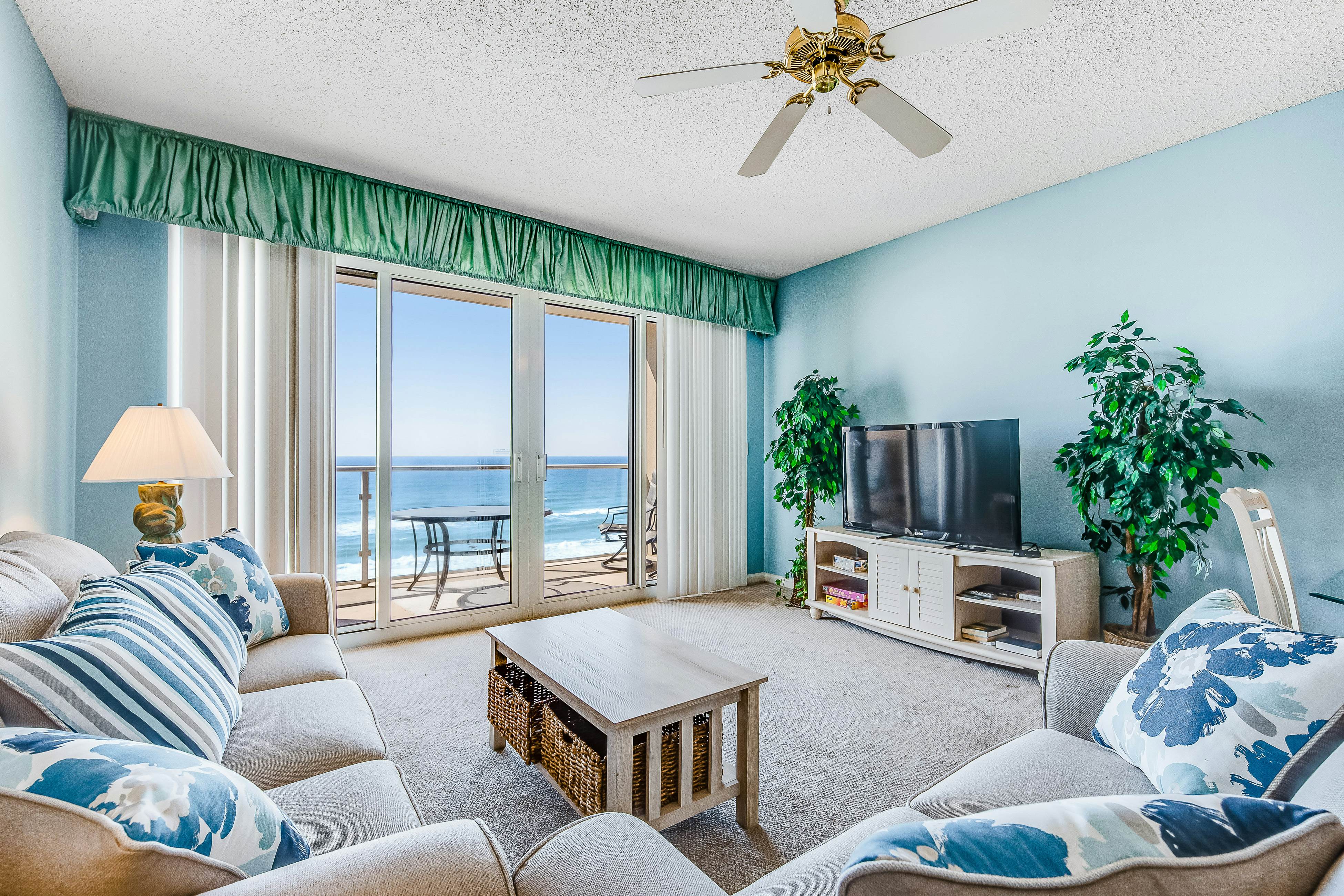 Sterling Sands Resort Destin Condos Professionally Cleaned Vacasa