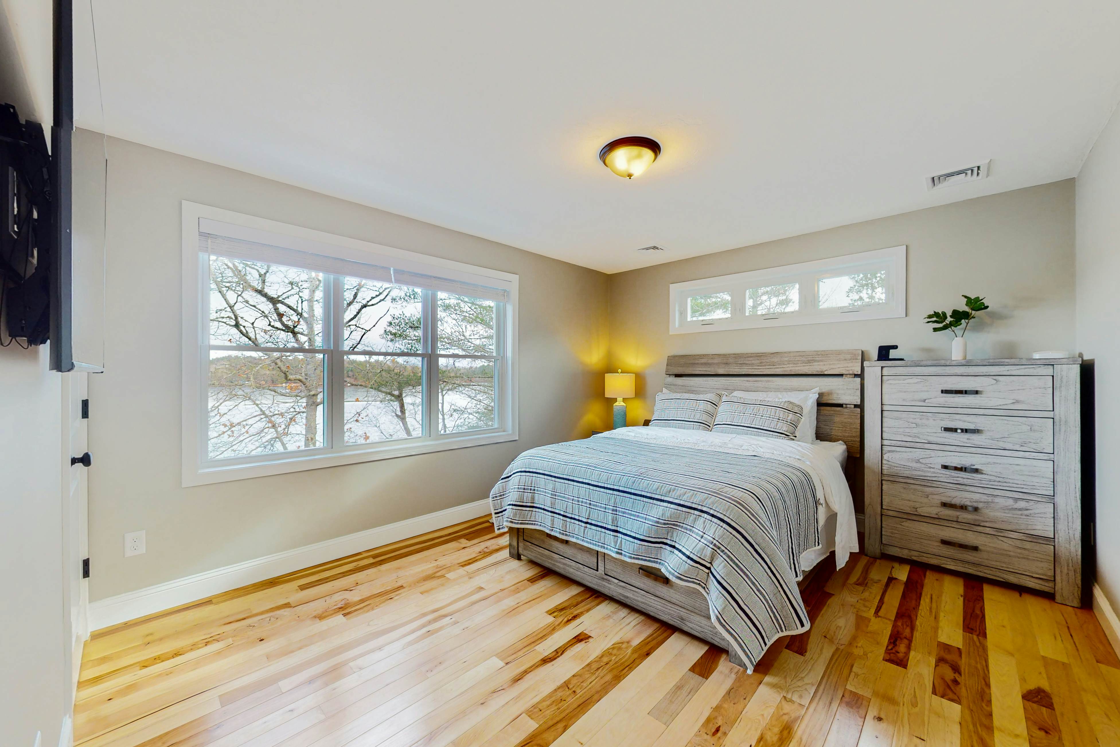 Navy Door Lake Escape