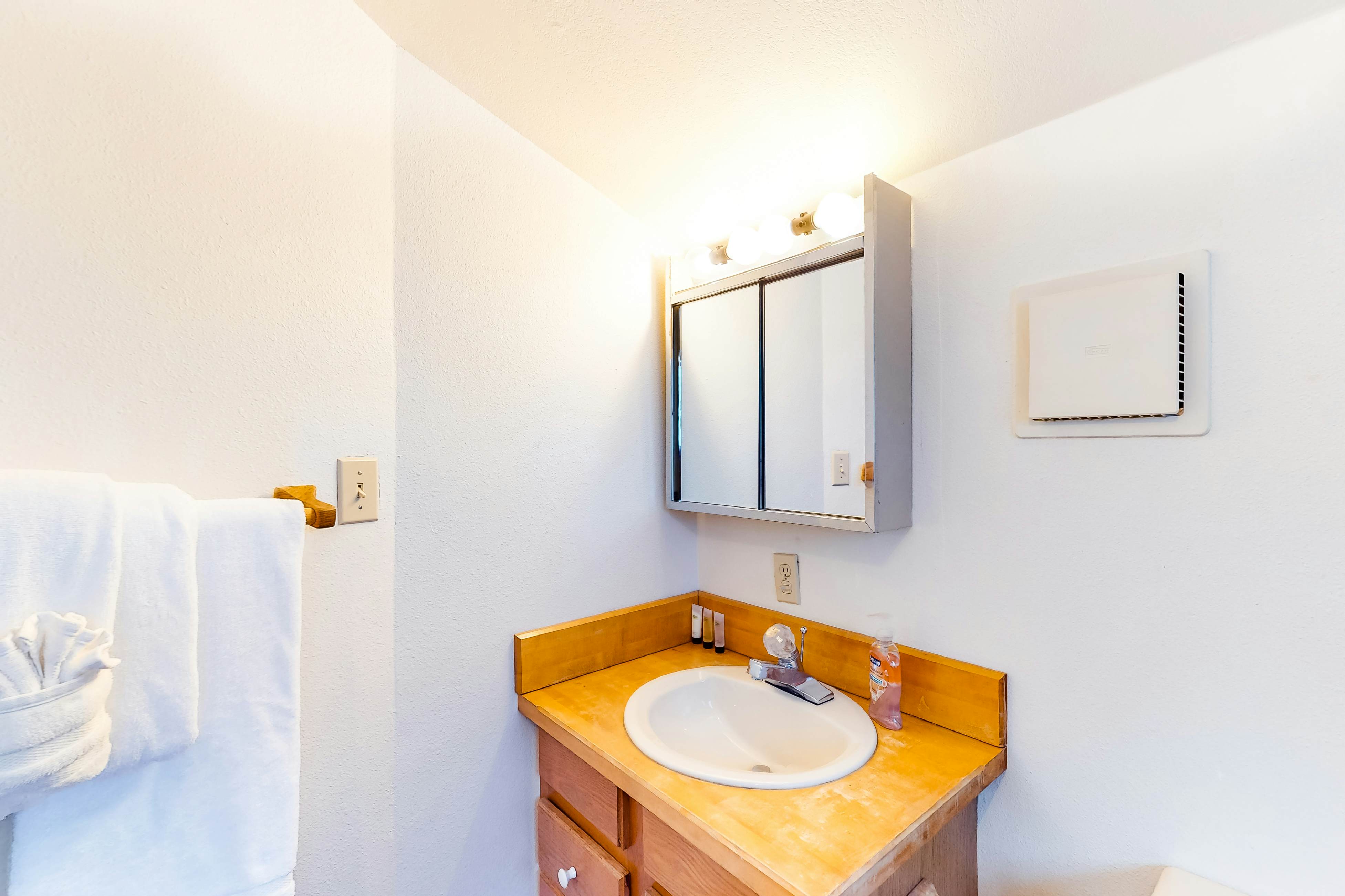 Compton's Forest Chalet 