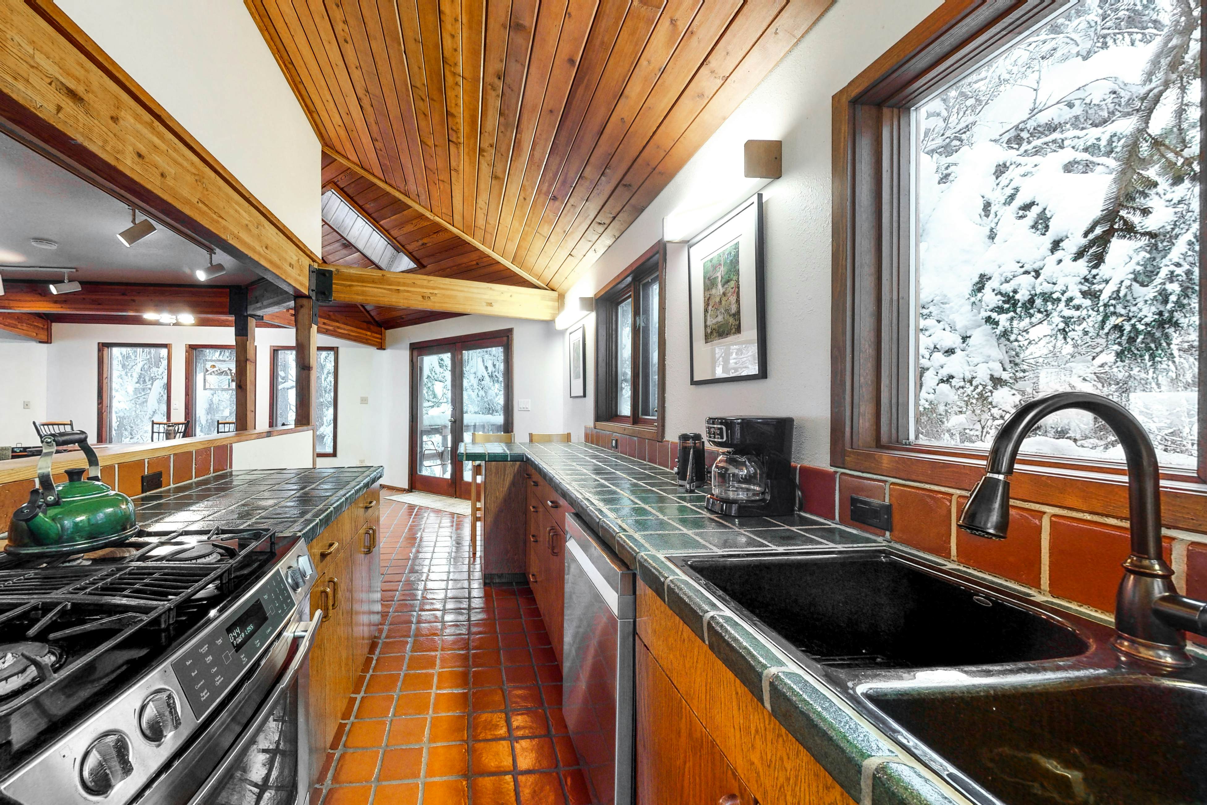 Compton's Forest Chalet 