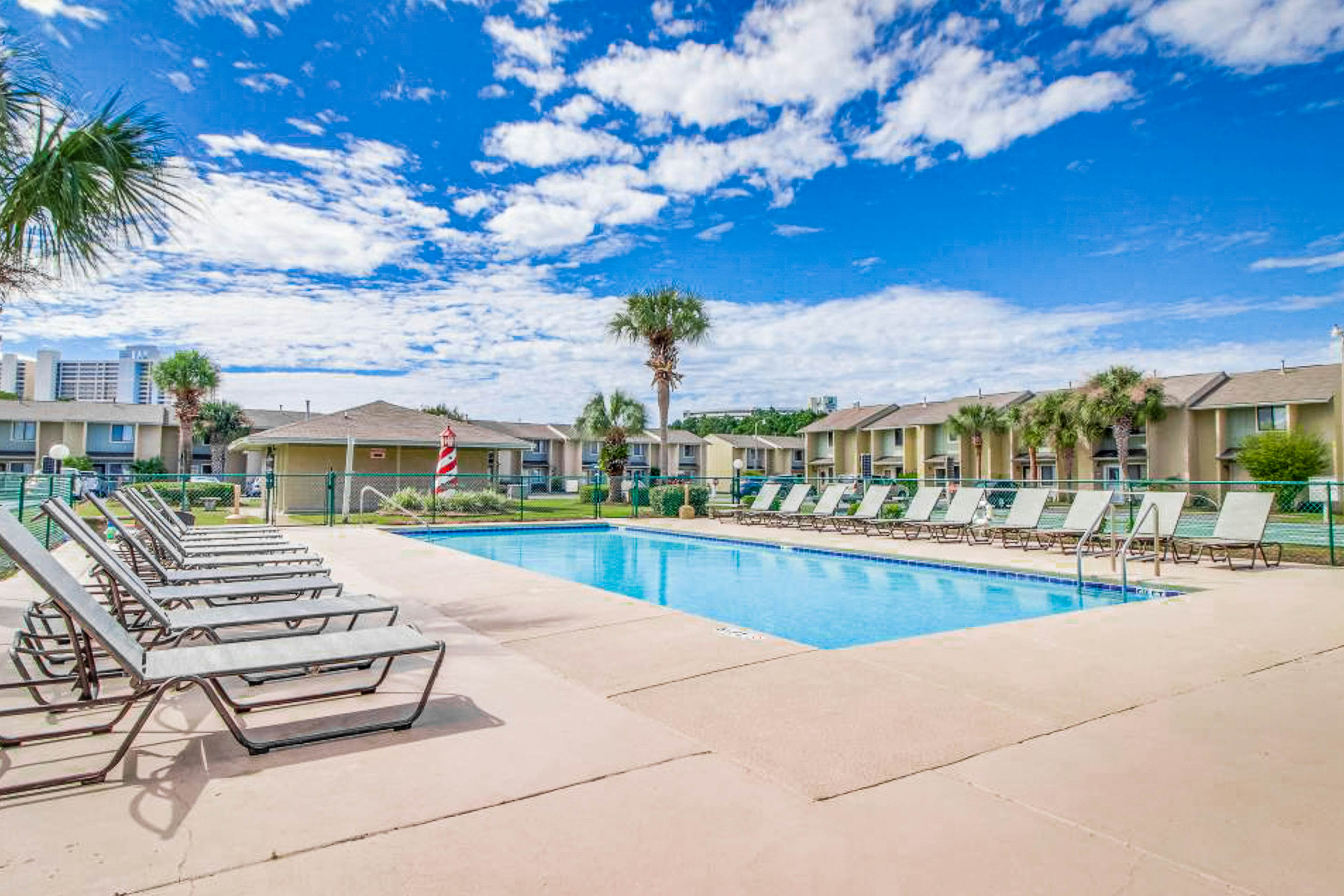 Gulf Highlands - White Sandy Getaway