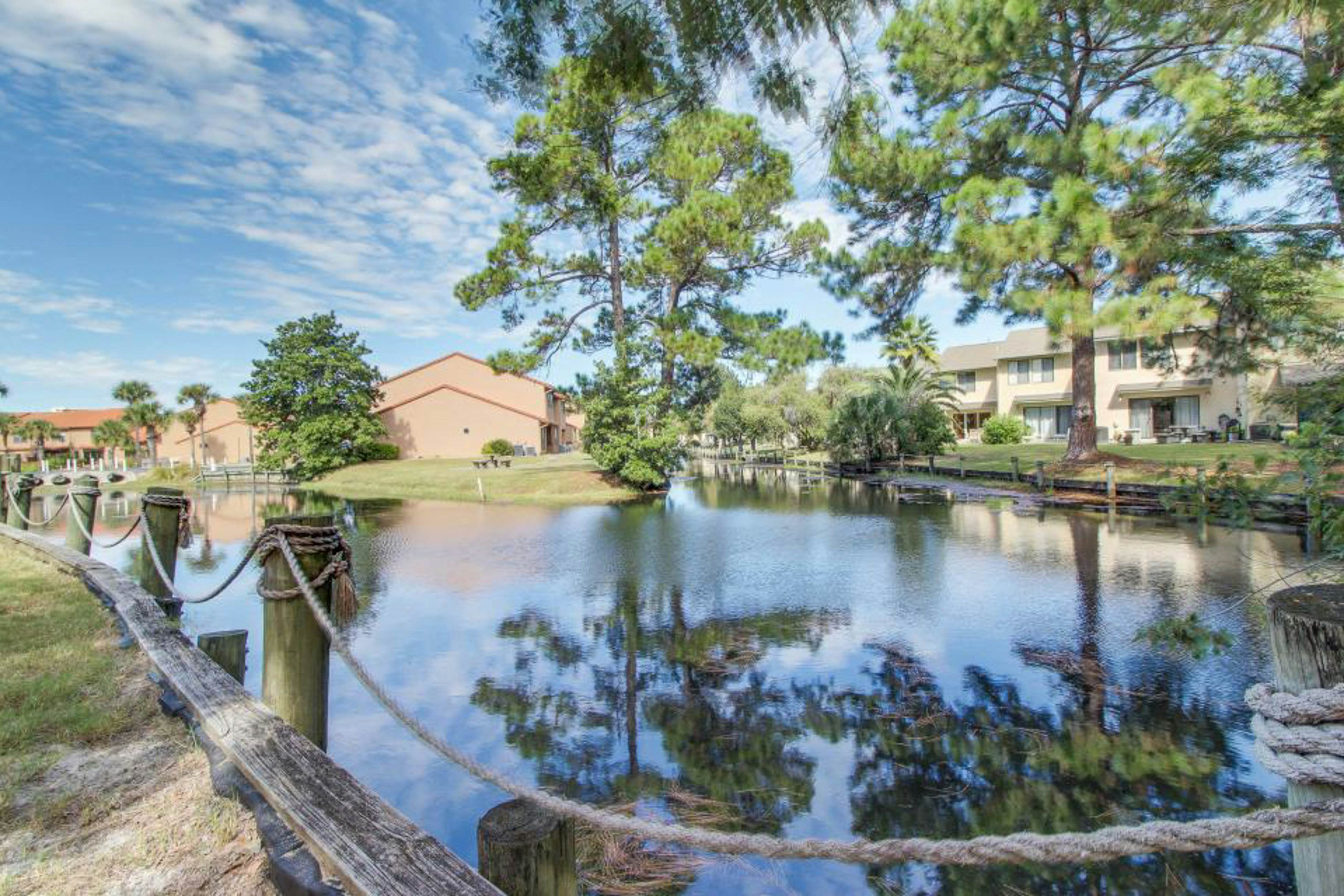 Gulf Highlands - White Sandy Getaway