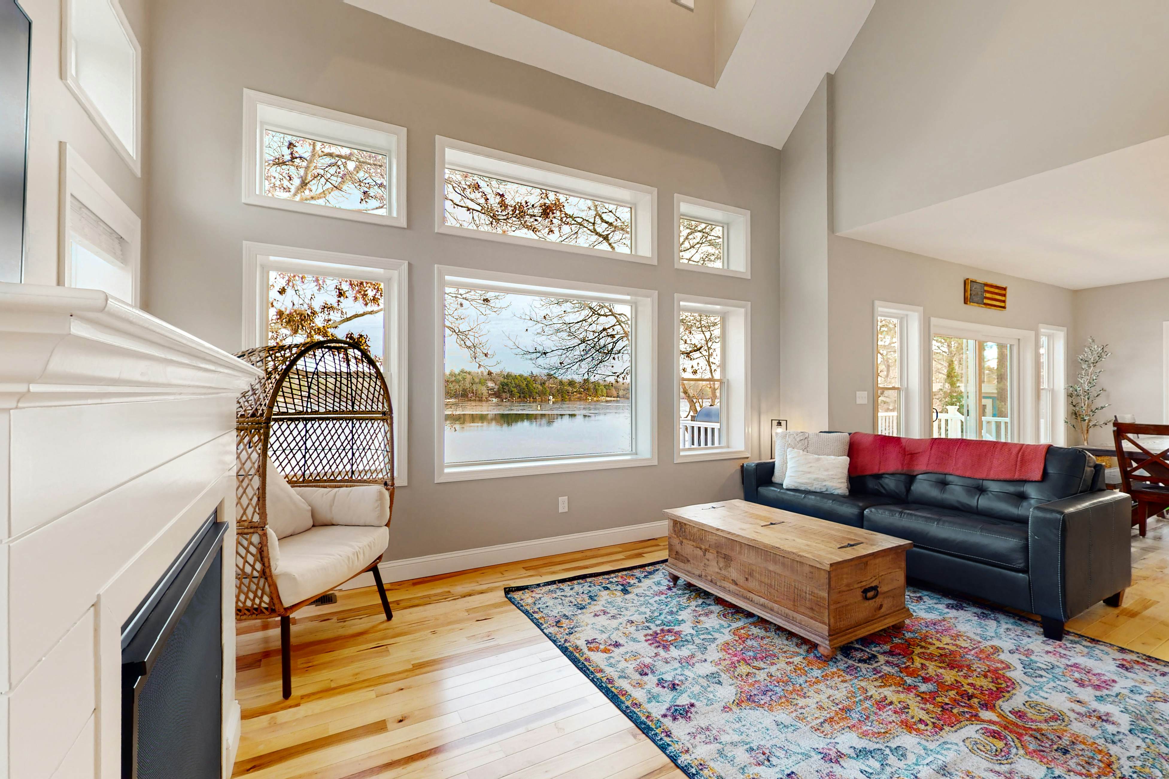 Navy Door Lake Escape