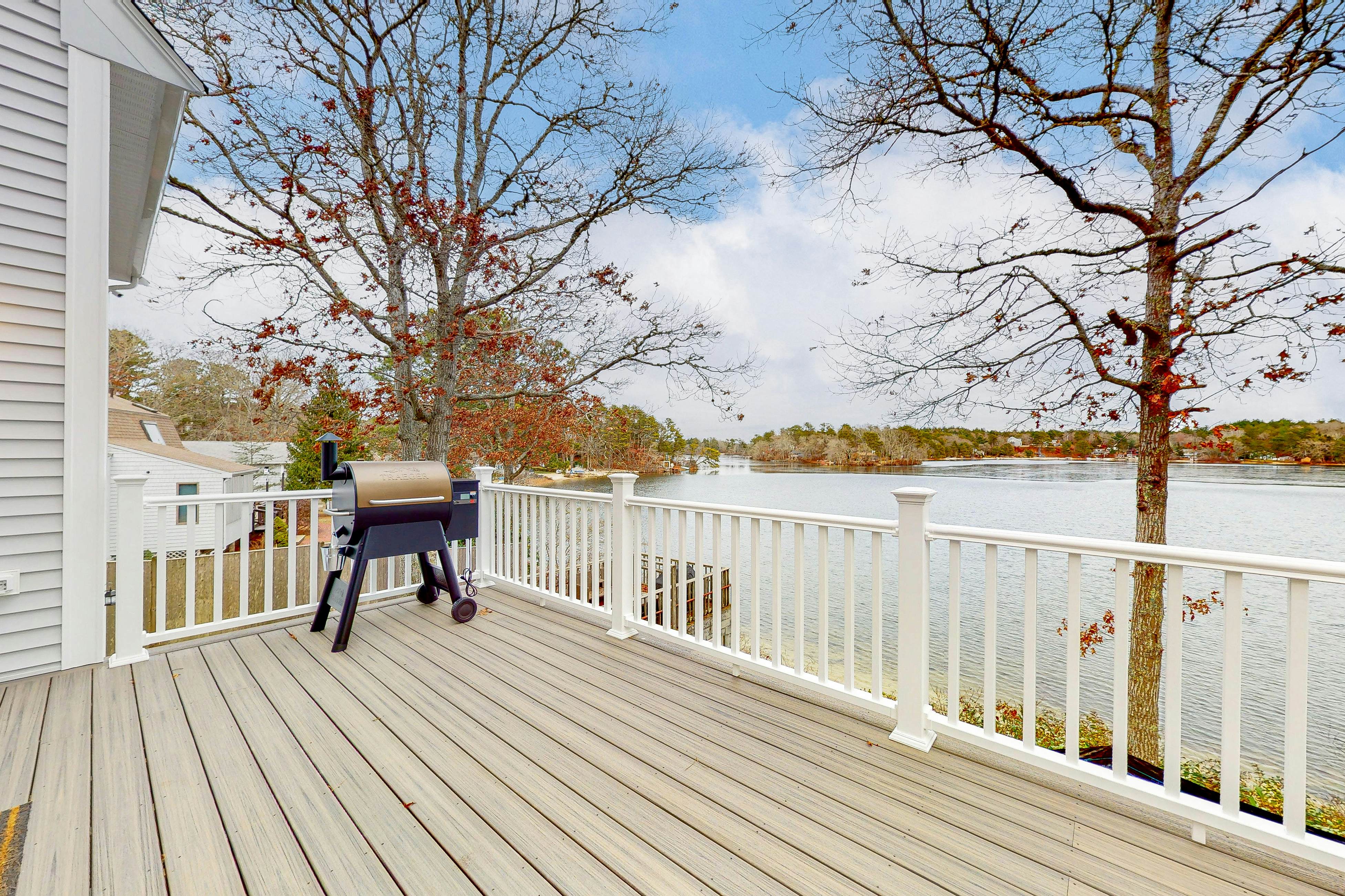 Navy Door Lake Escape