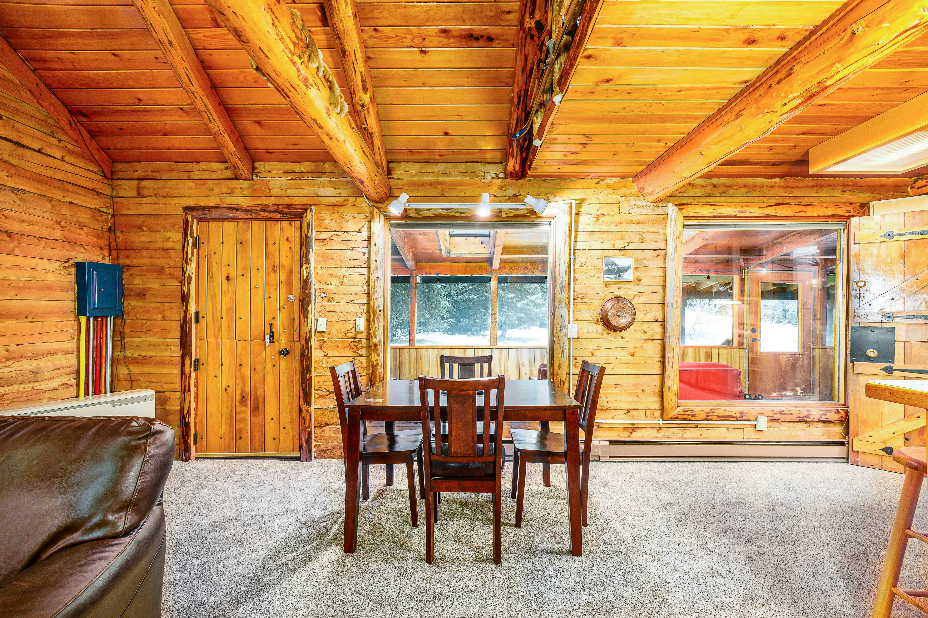 Alpine Meadows Log Cabin 1 BD Girdwood, AK Vacation Rental Vacasa