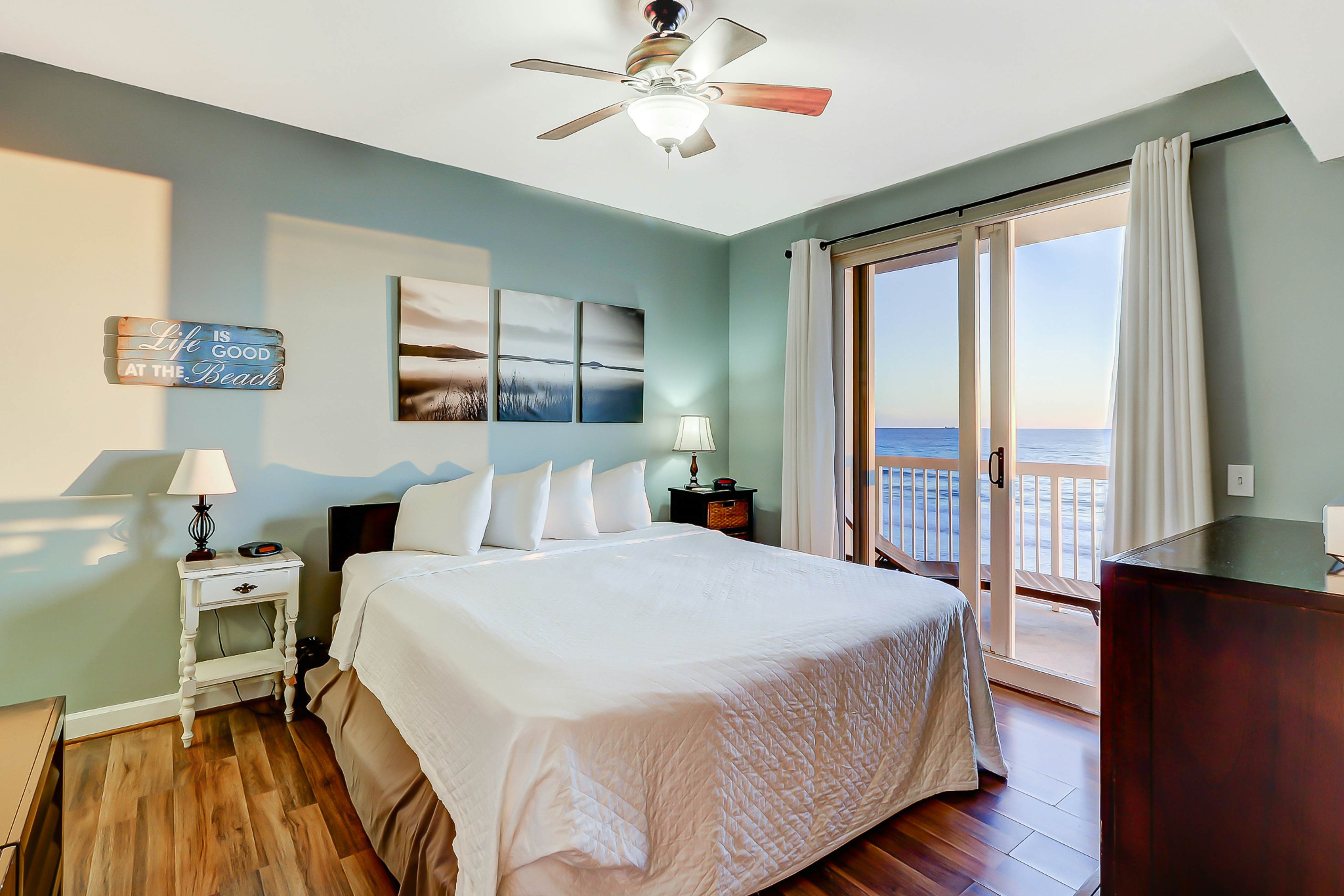 Seychelles Beach Resort 0505