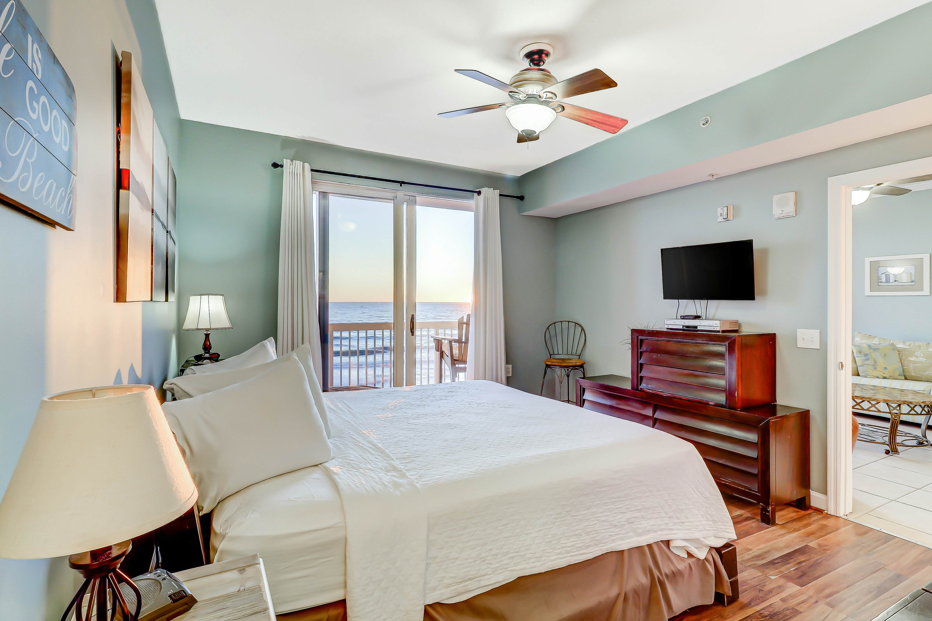 Seychelles Beach Resort 0505