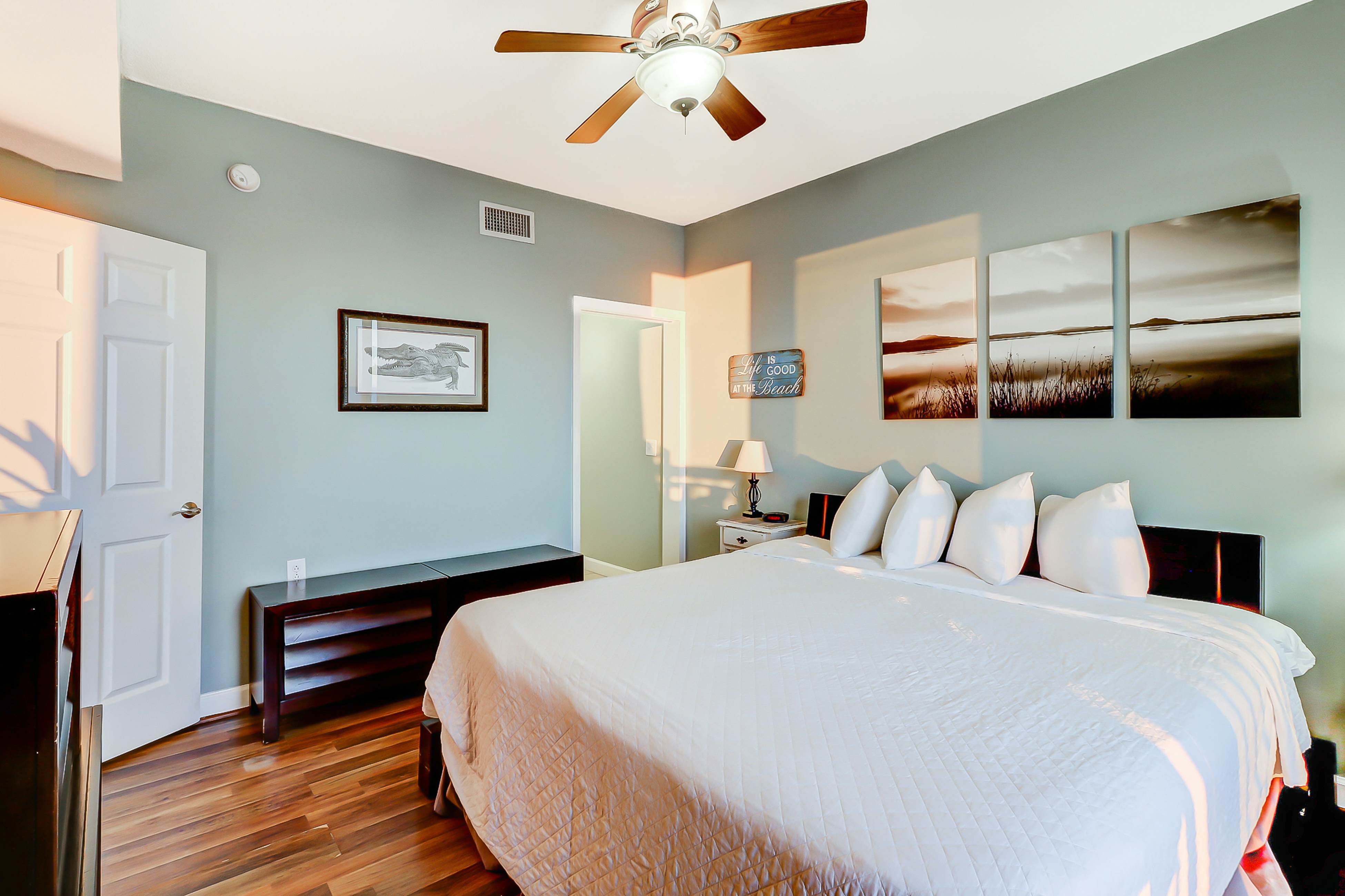 Seychelles Beach Resort 0505