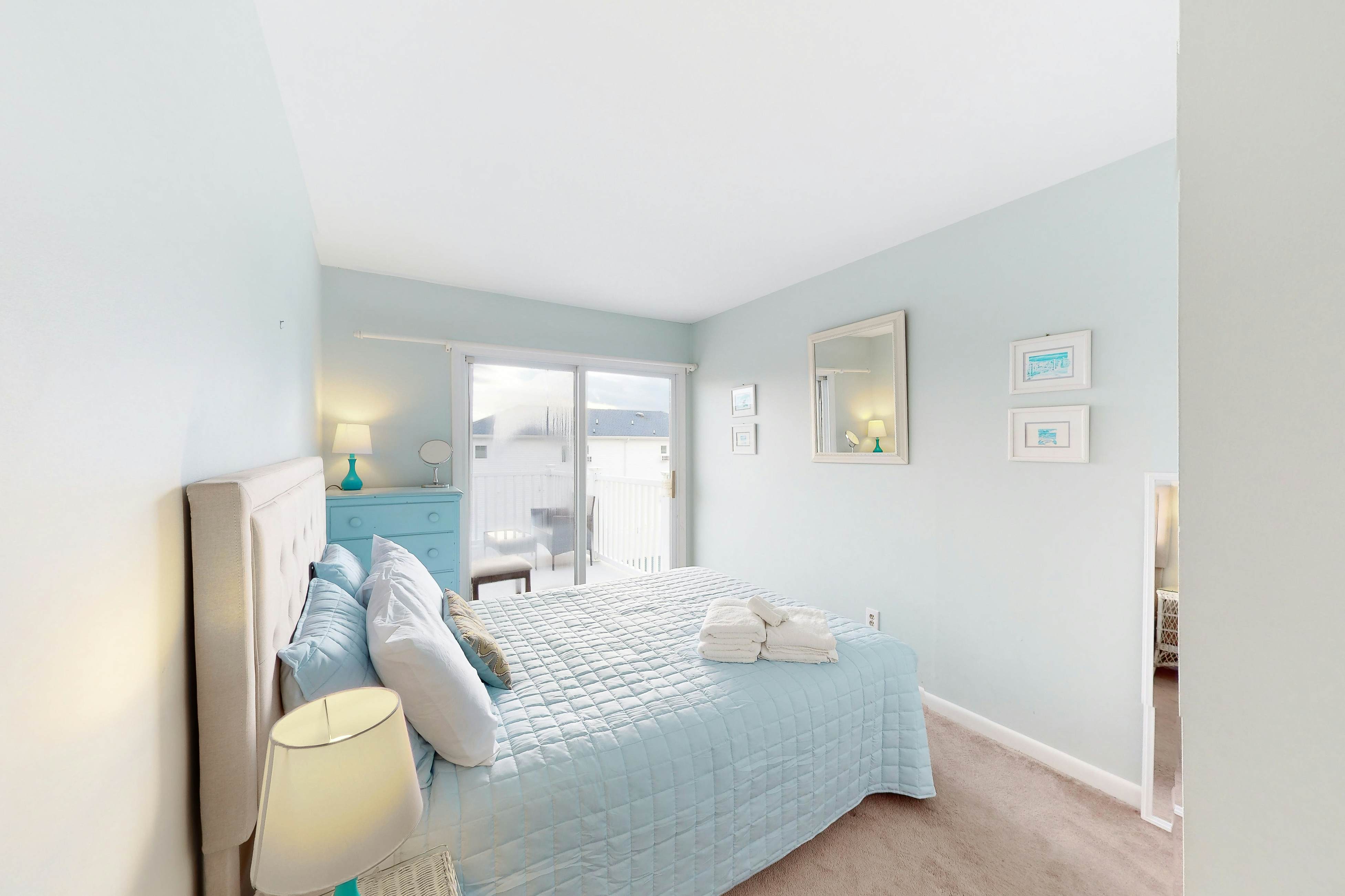 Dewey Villas - 24 Dickinson Ave, Unit #8B