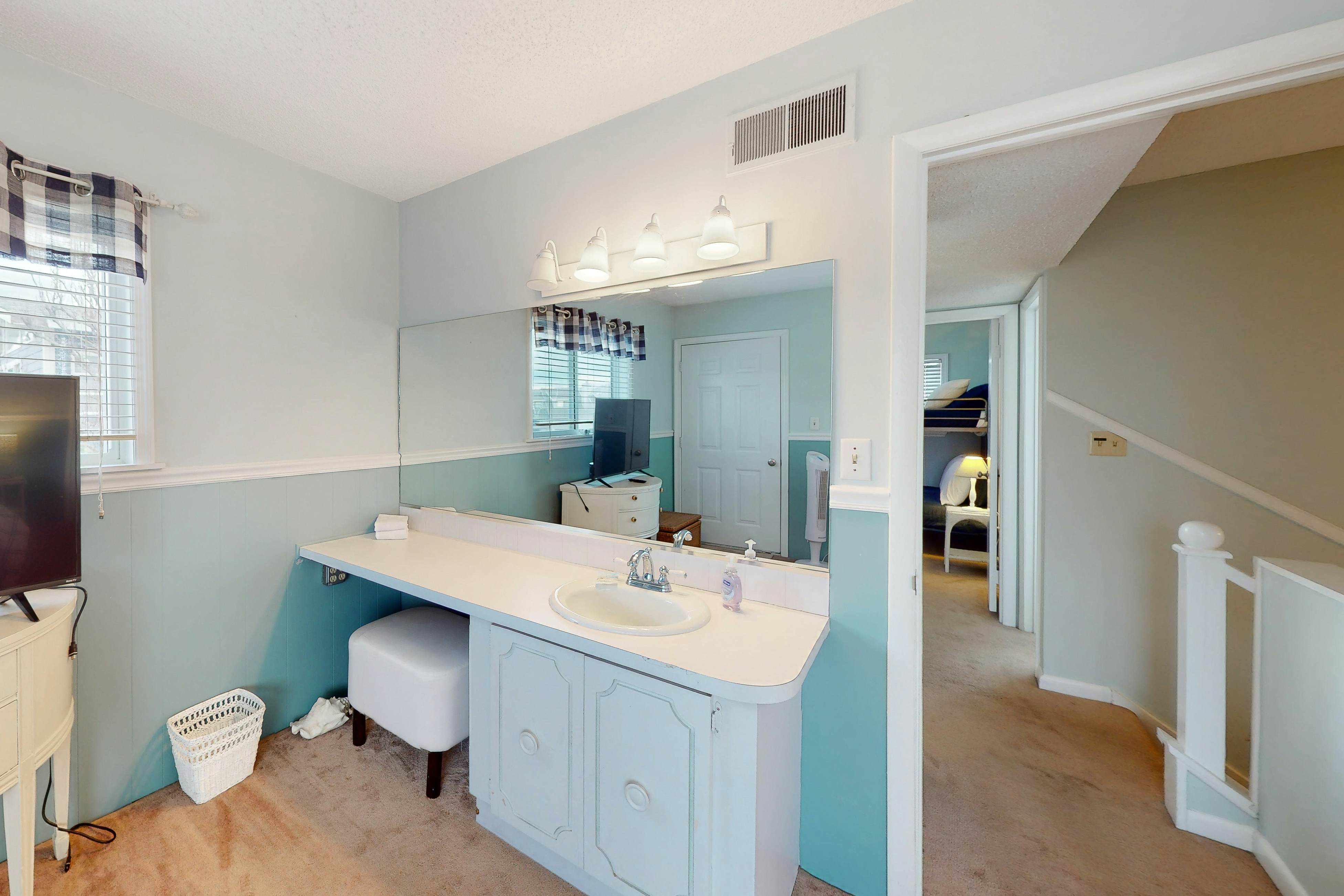 Dewey Villas - 24 Dickinson Ave, Unit #8B