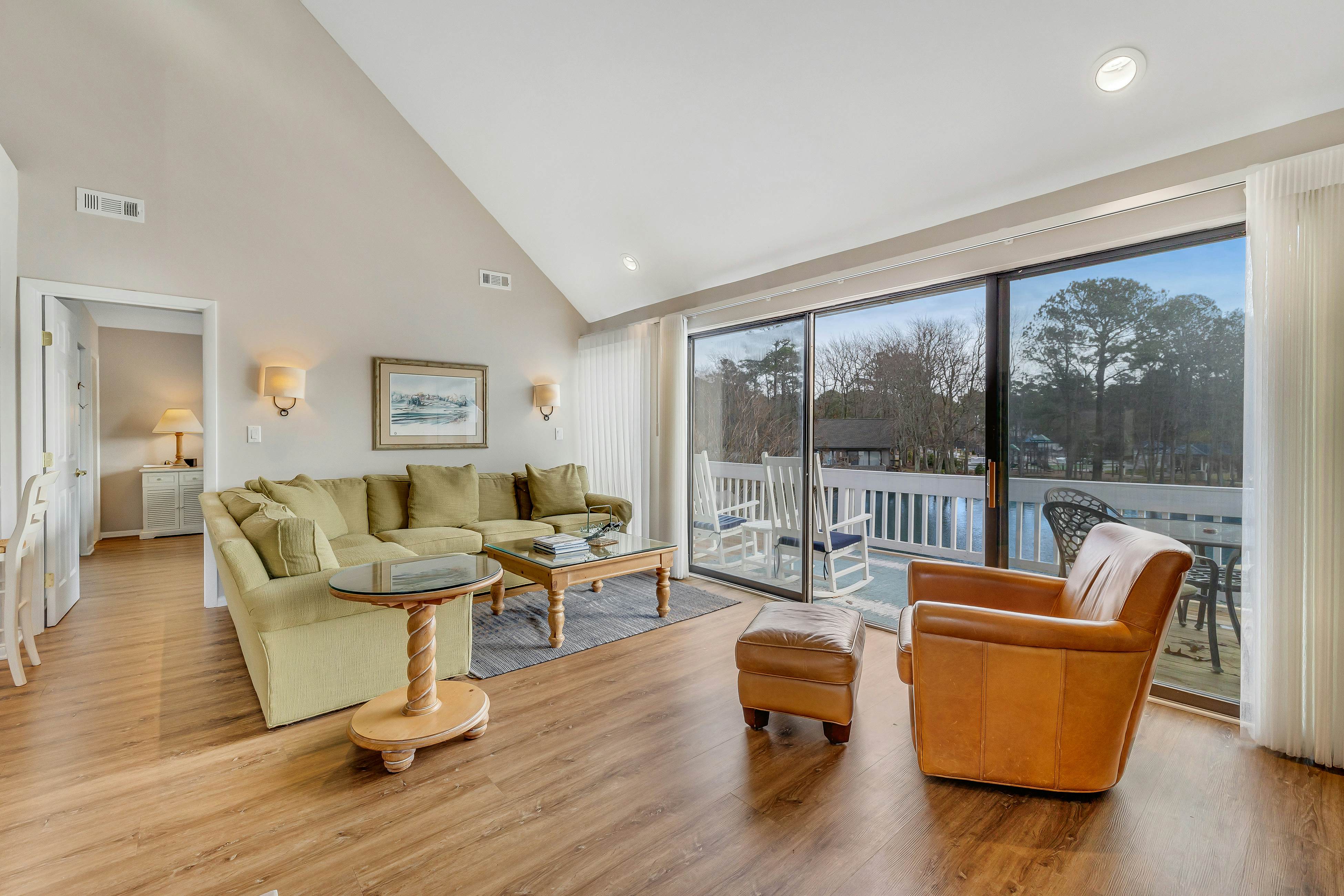 Sea Colony - 1007B West Lake Vw