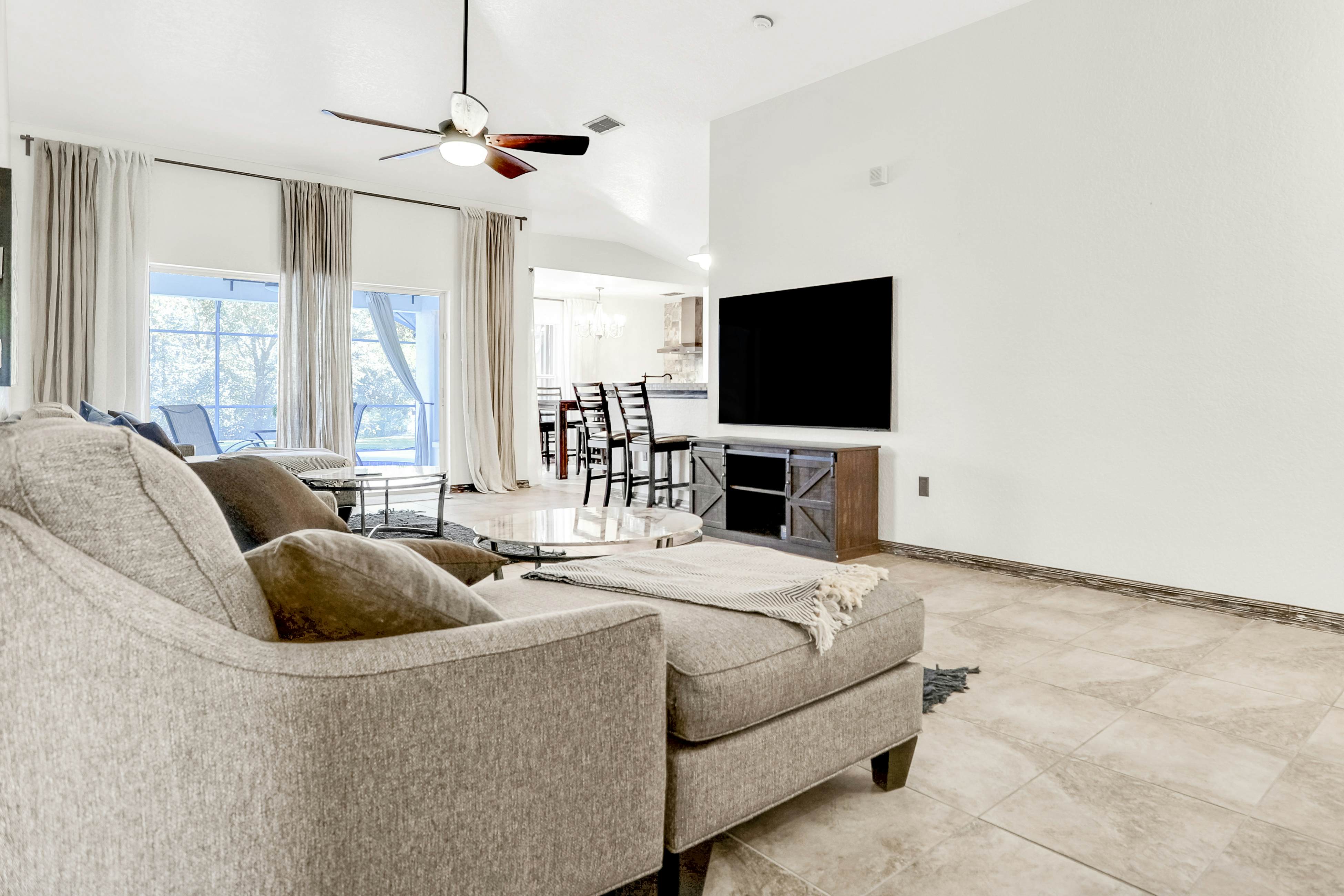 Warm Welcomes on Woodcrest 