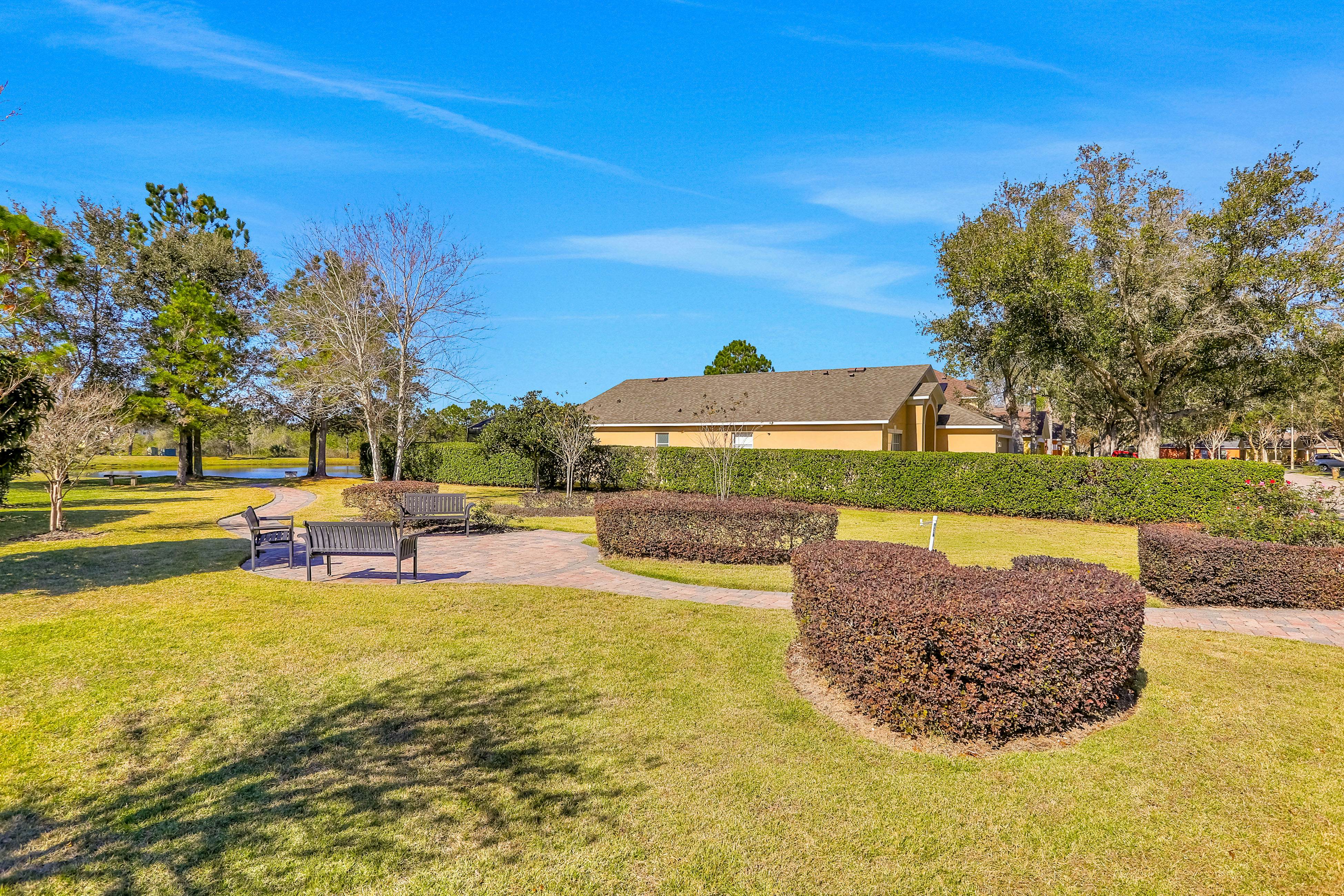 Warm Welcomes on Woodcrest 