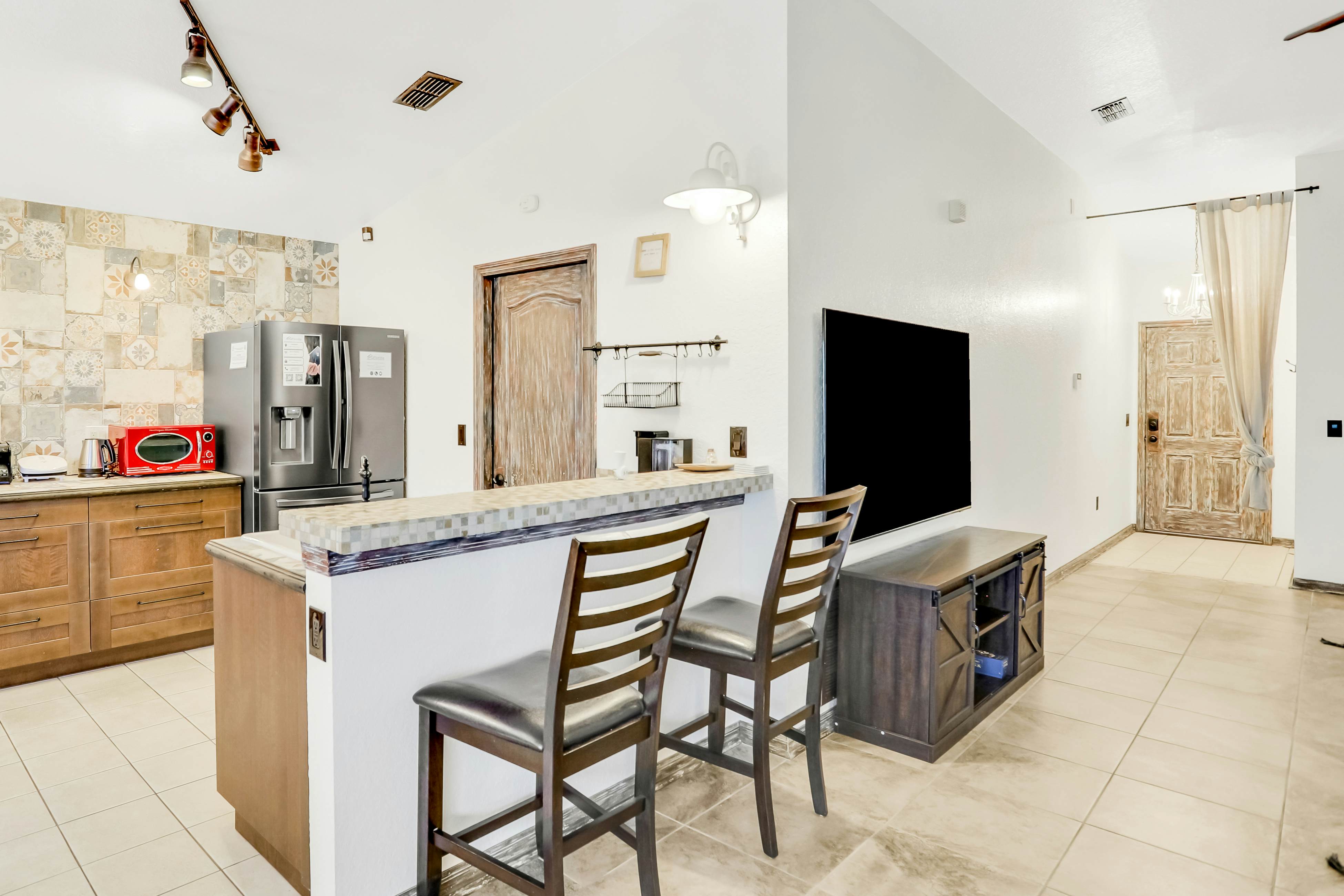 Warm Welcomes on Woodcrest 