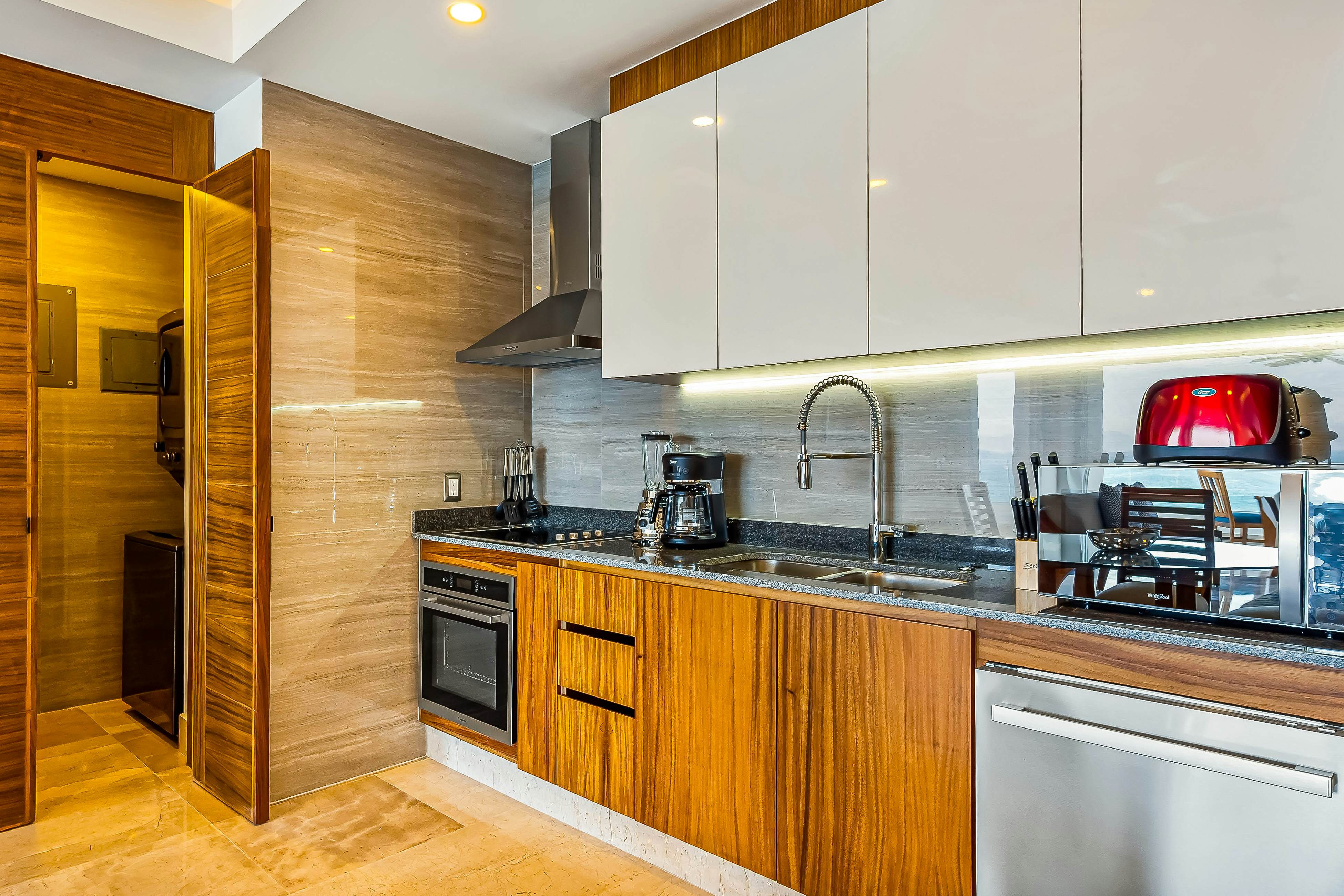 Blue Horizon 701 at Residences