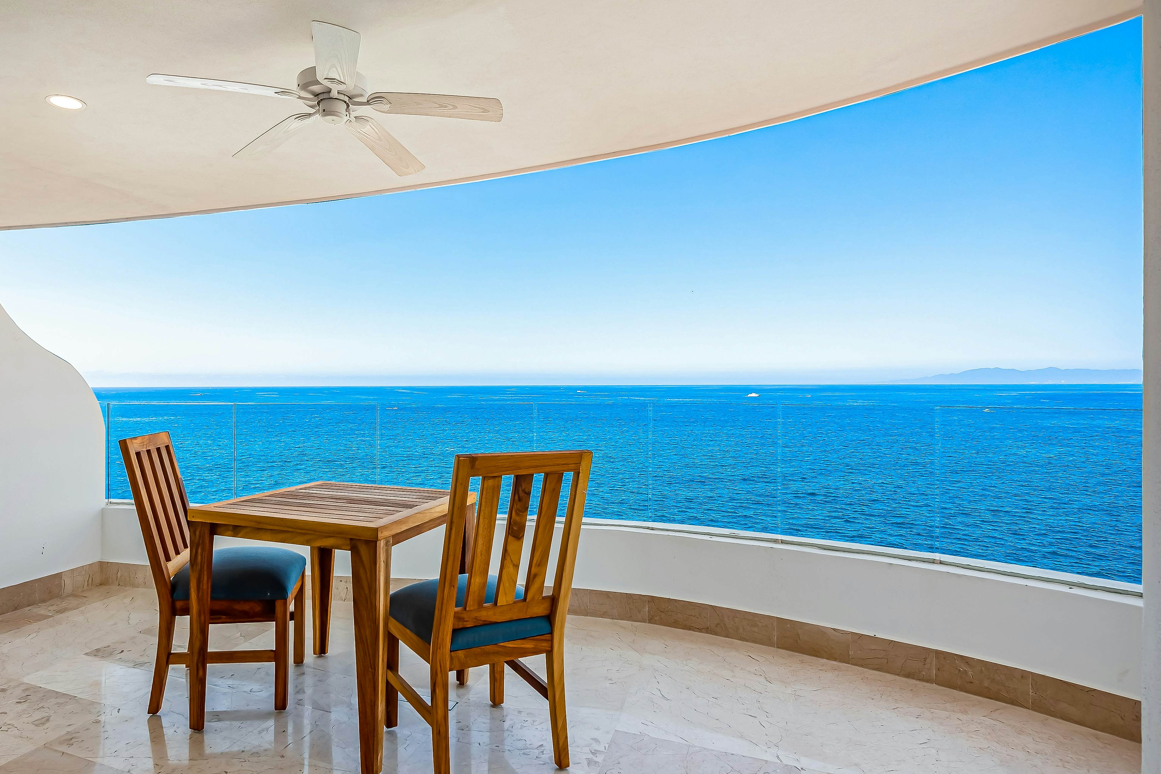 Blue Horizon 701 at Residences