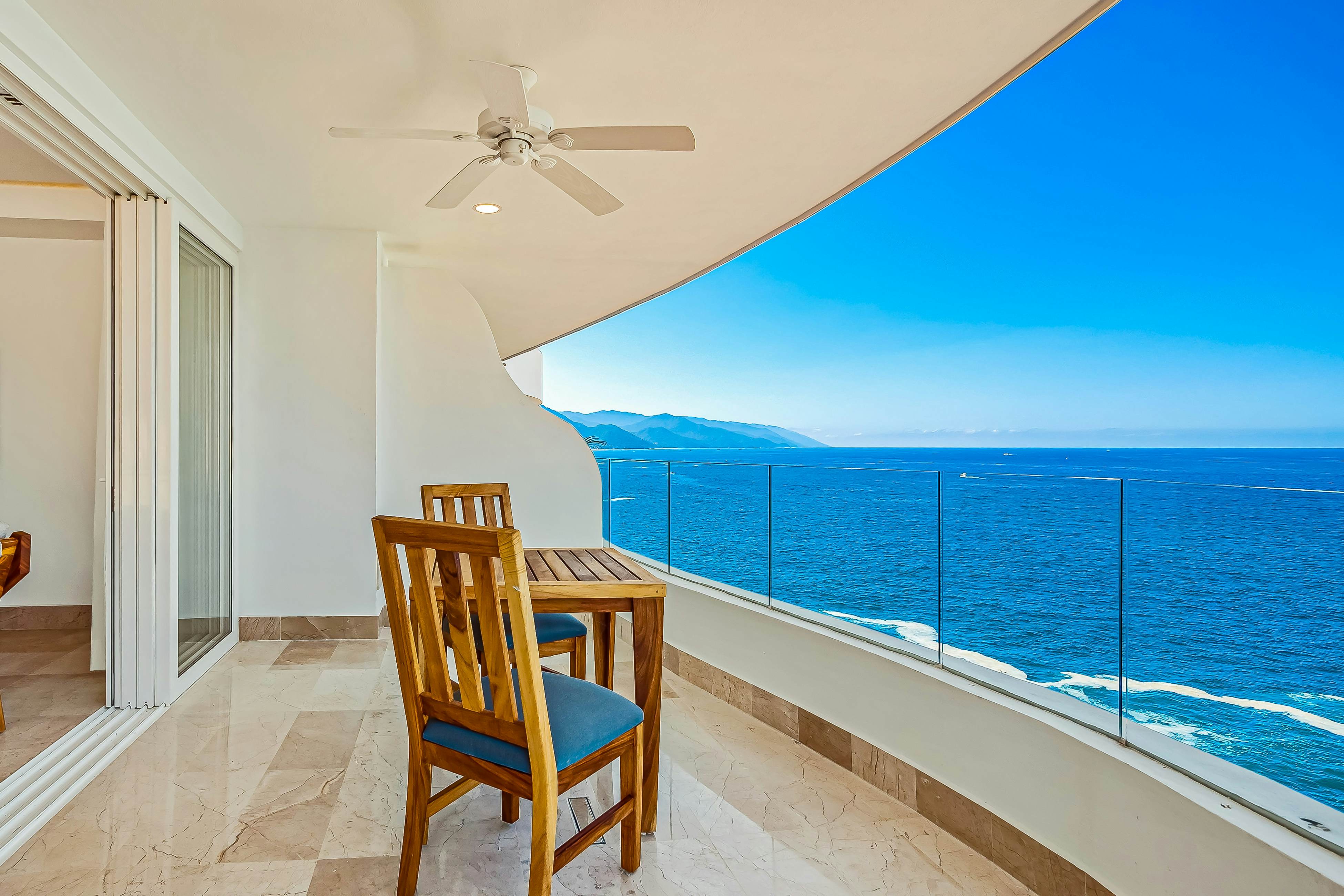 Blue Horizon 701 at Residences