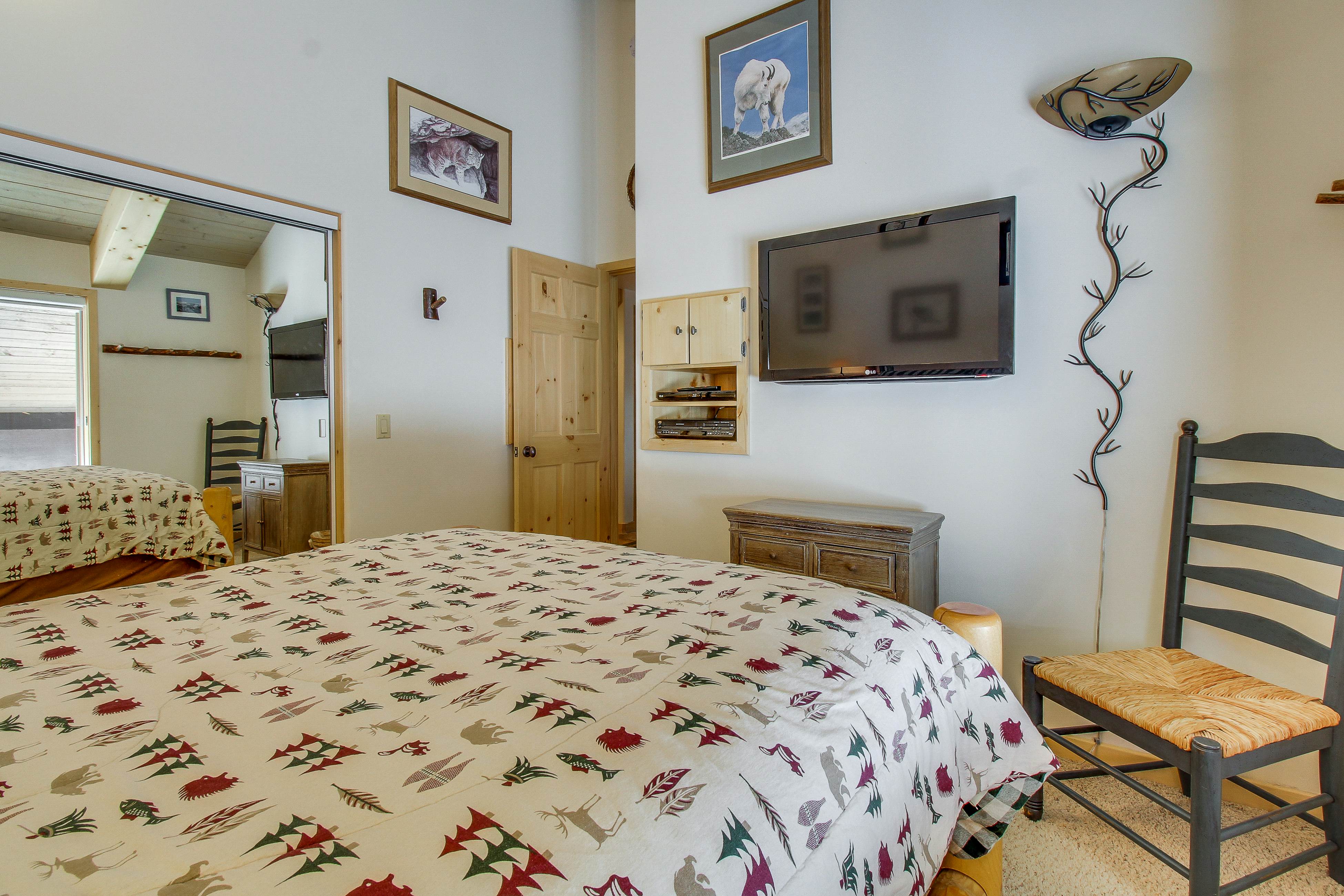 Val D'Isere 45 1 BD Mammoth Lakes, CA Vacation Rental Vacasa