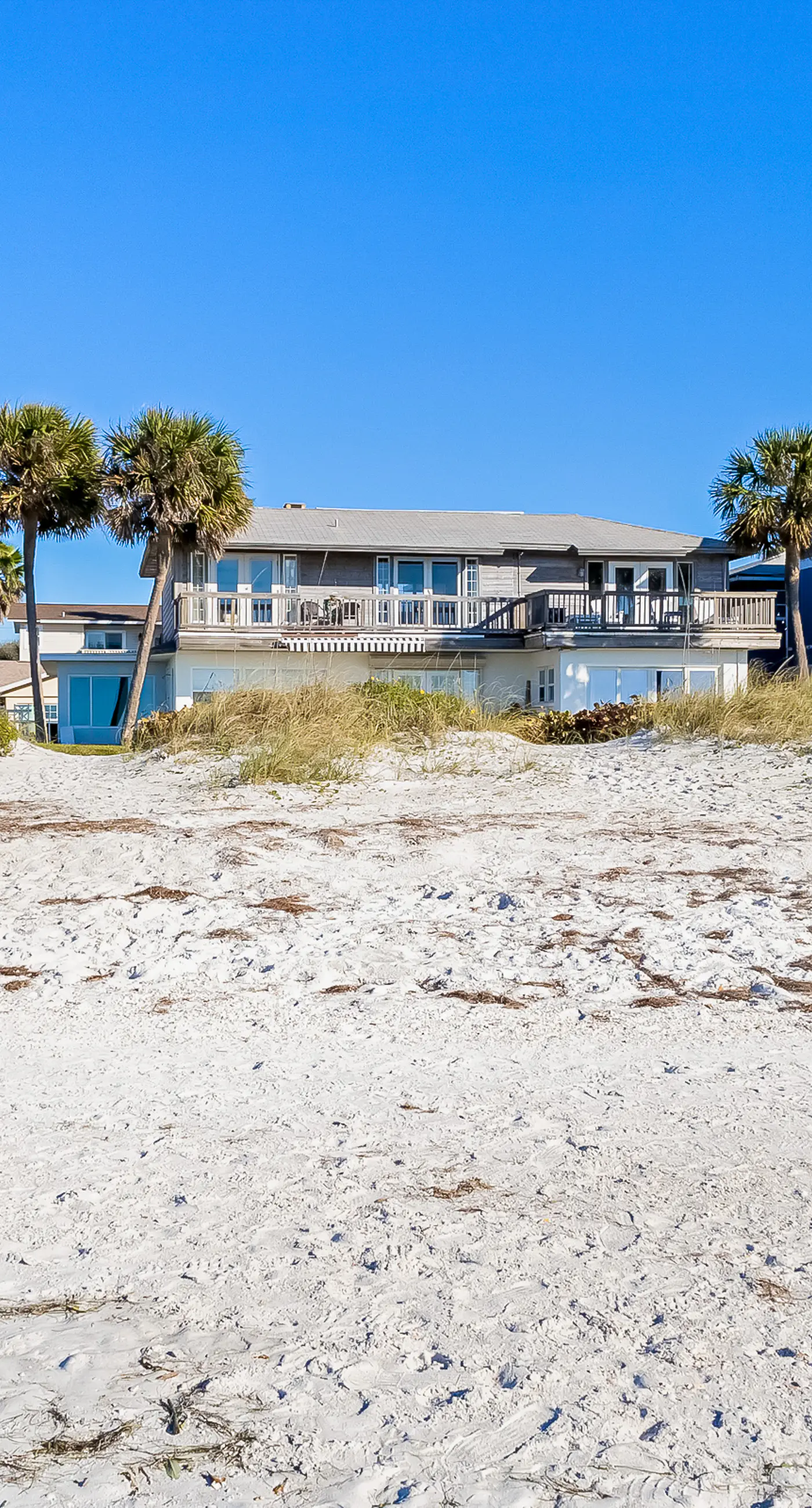 Beachy Keen Cottage 3 BD Belleair Beach, FL Vacation Rental Vacasa