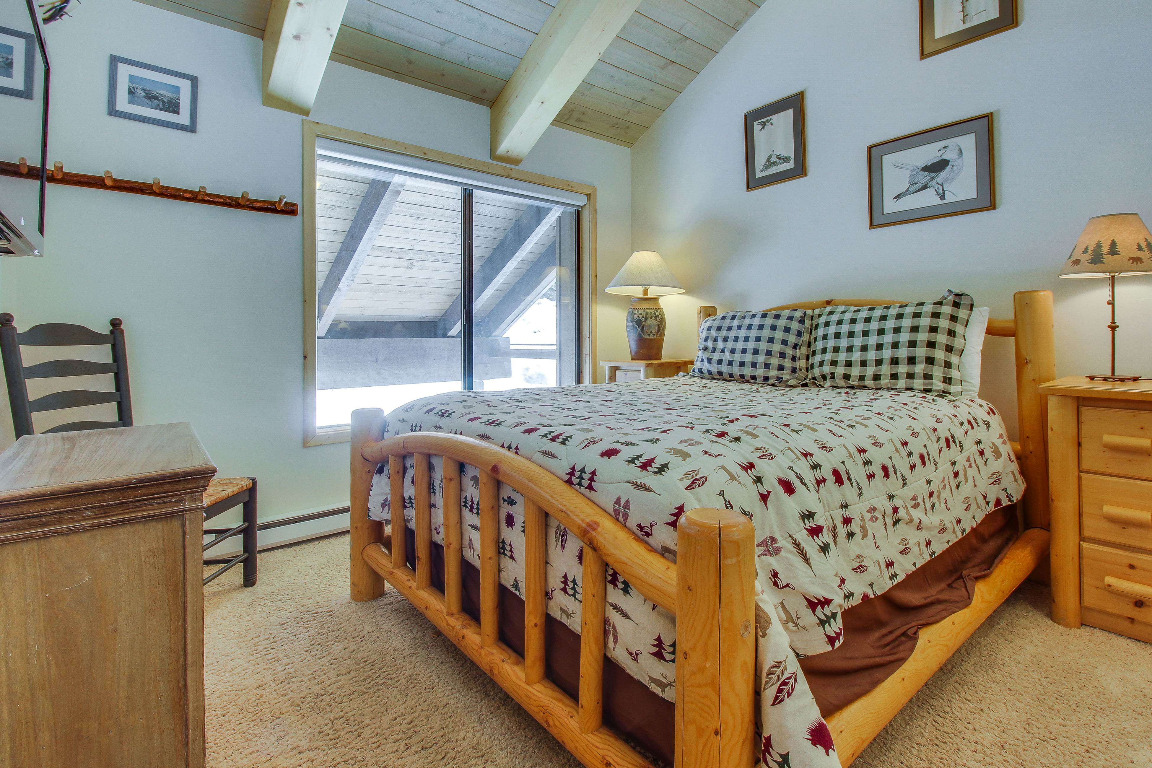 Val D'Isere 45 | 1 BD Mammoth Lakes, CA Vacation Rental | Vacasa