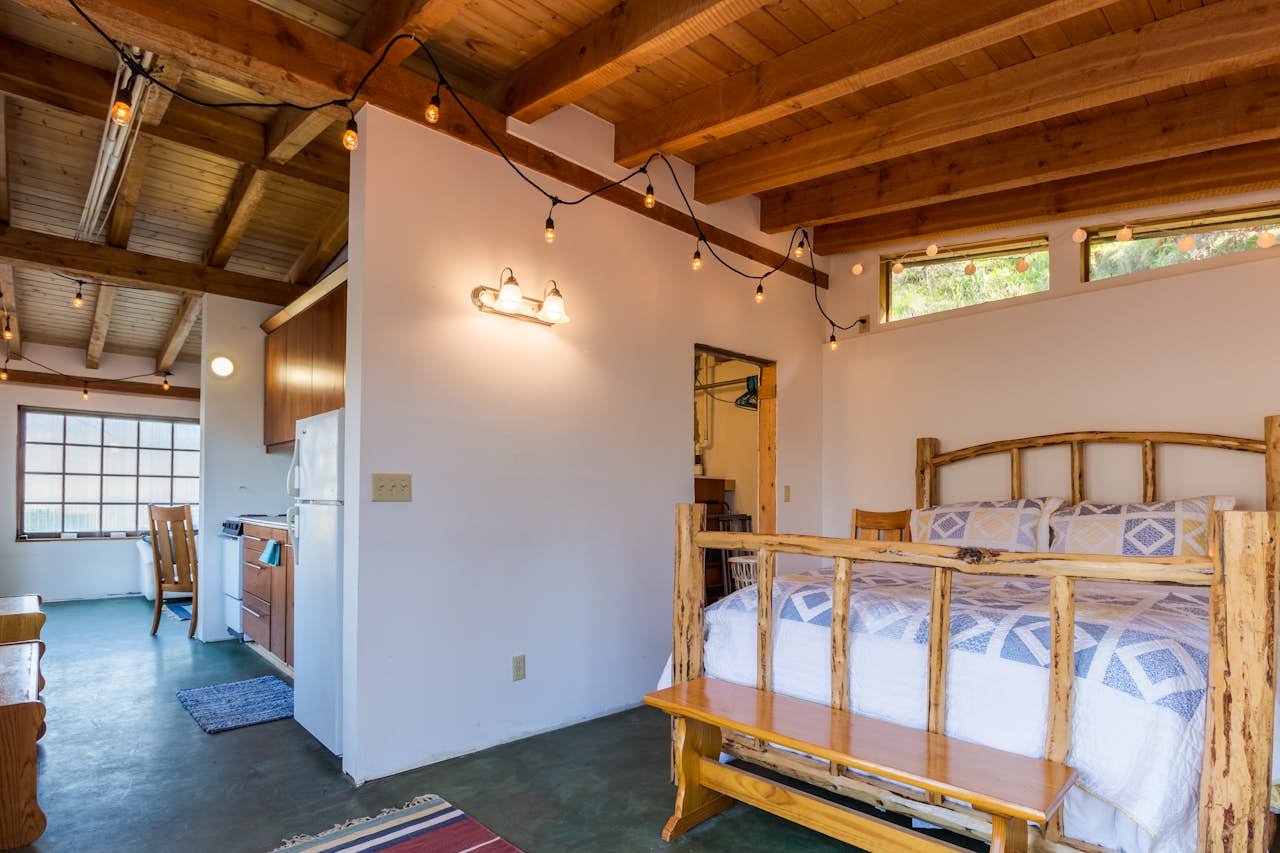 Deep Water Cabin 0 BD Vacation Rental in Chelan, WA Vacasa