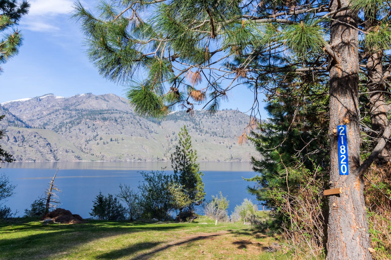 Deep Water Cabin 0 BD Vacation Rental in Chelan, WA Vacasa