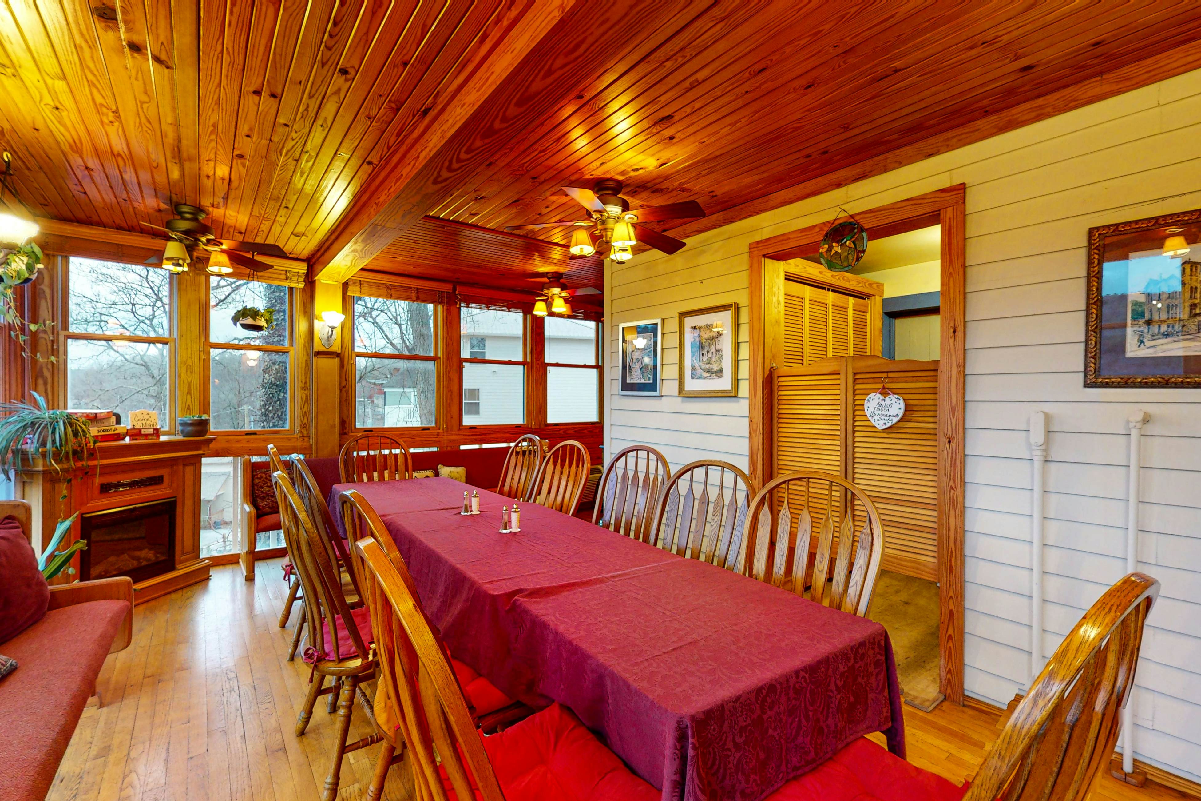 Piedmont House Hideaway Suite 0 BD Eureka Springs, AR Vacation