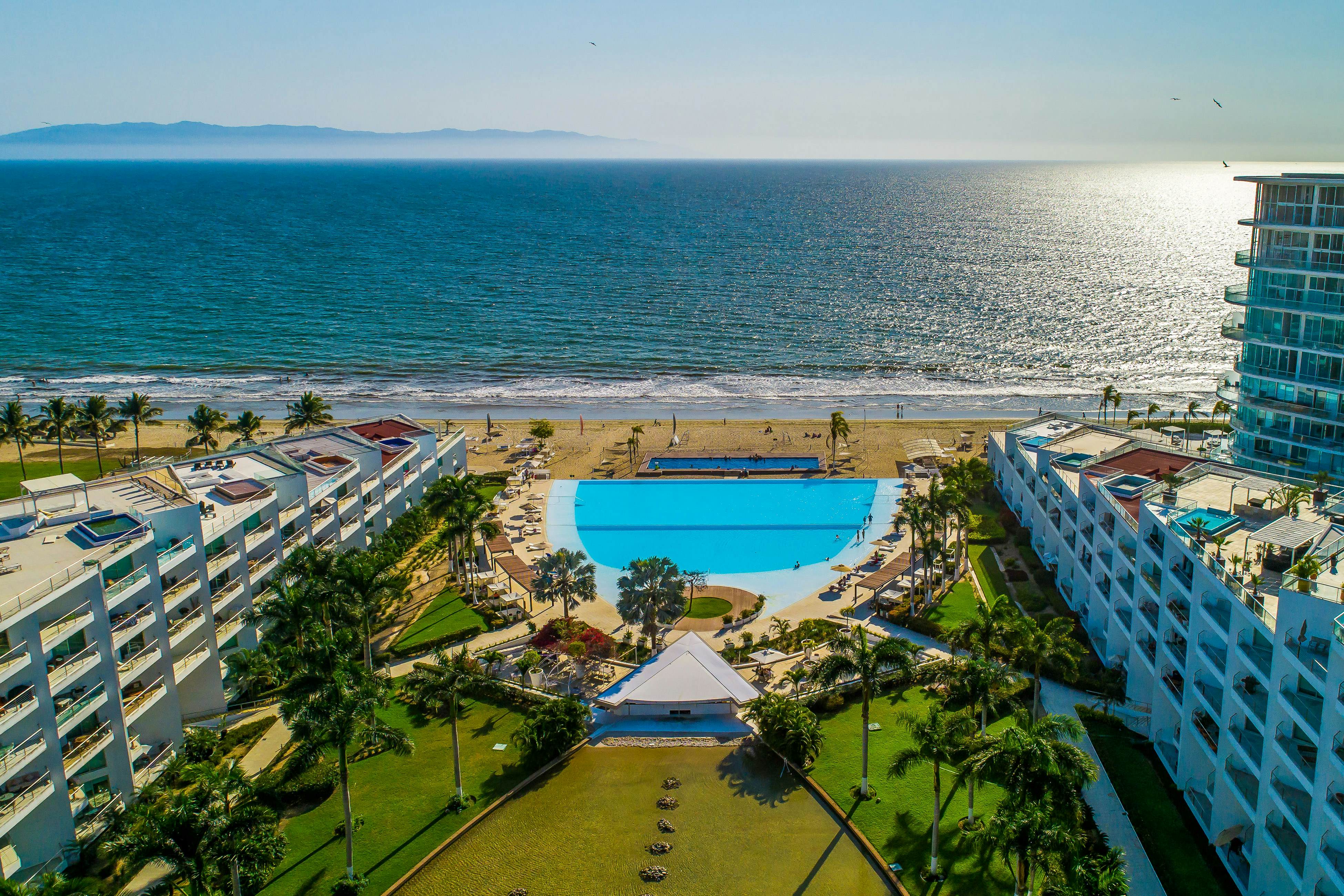 Aria Ocean Condo, # 403 T3