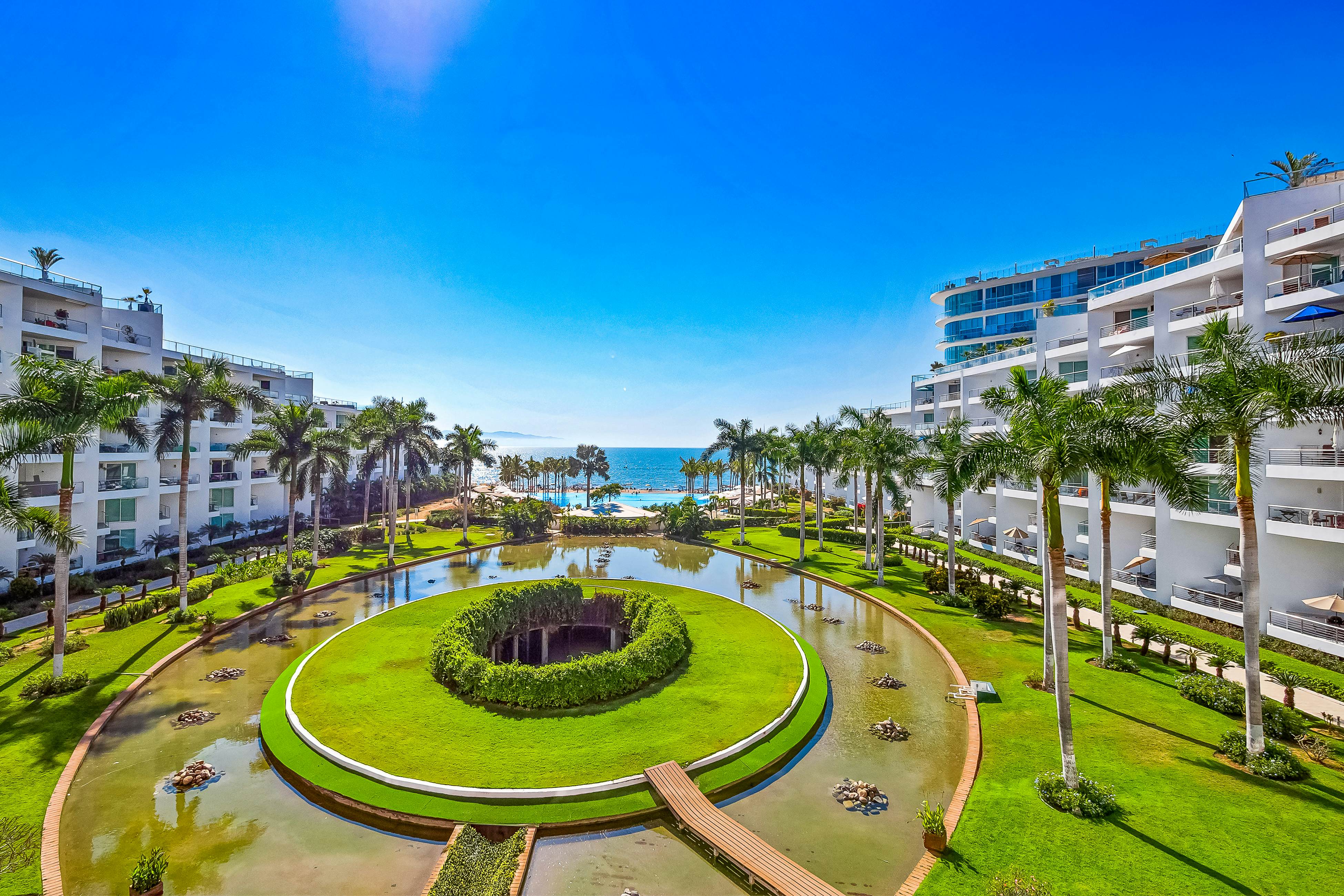 Aria Ocean Condo, # 403 T3