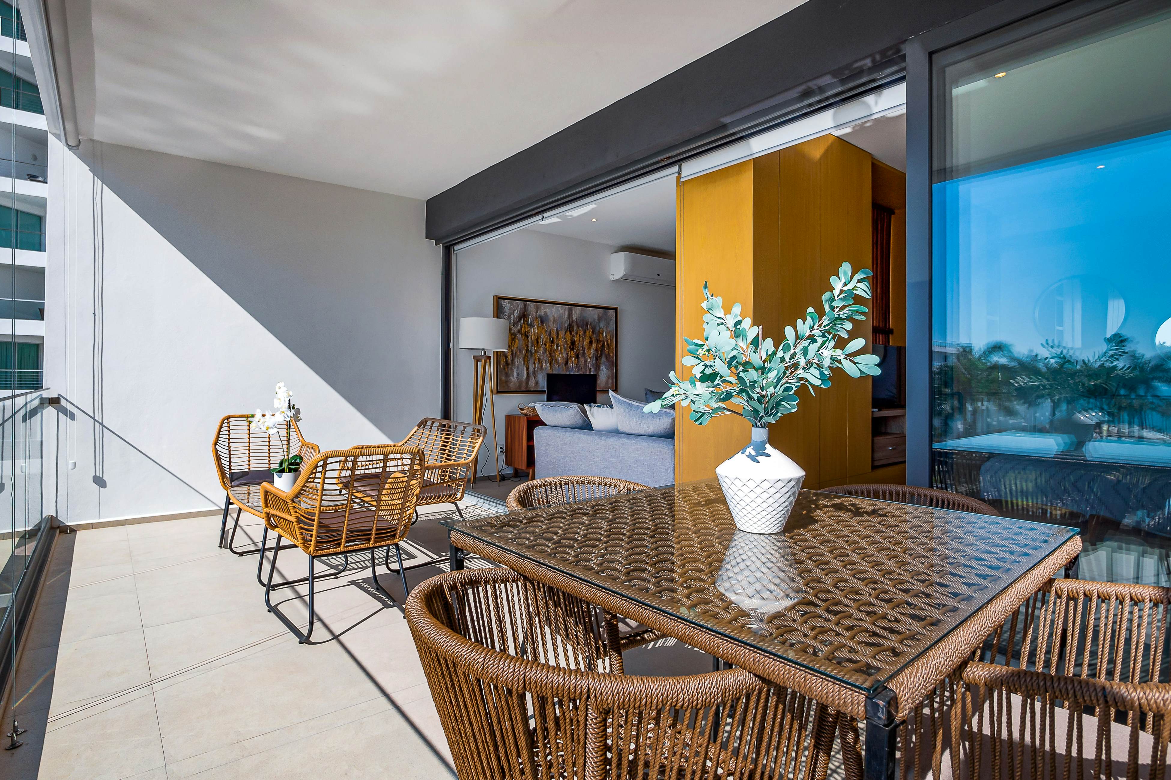 Aria Ocean Condo, # 403 T3